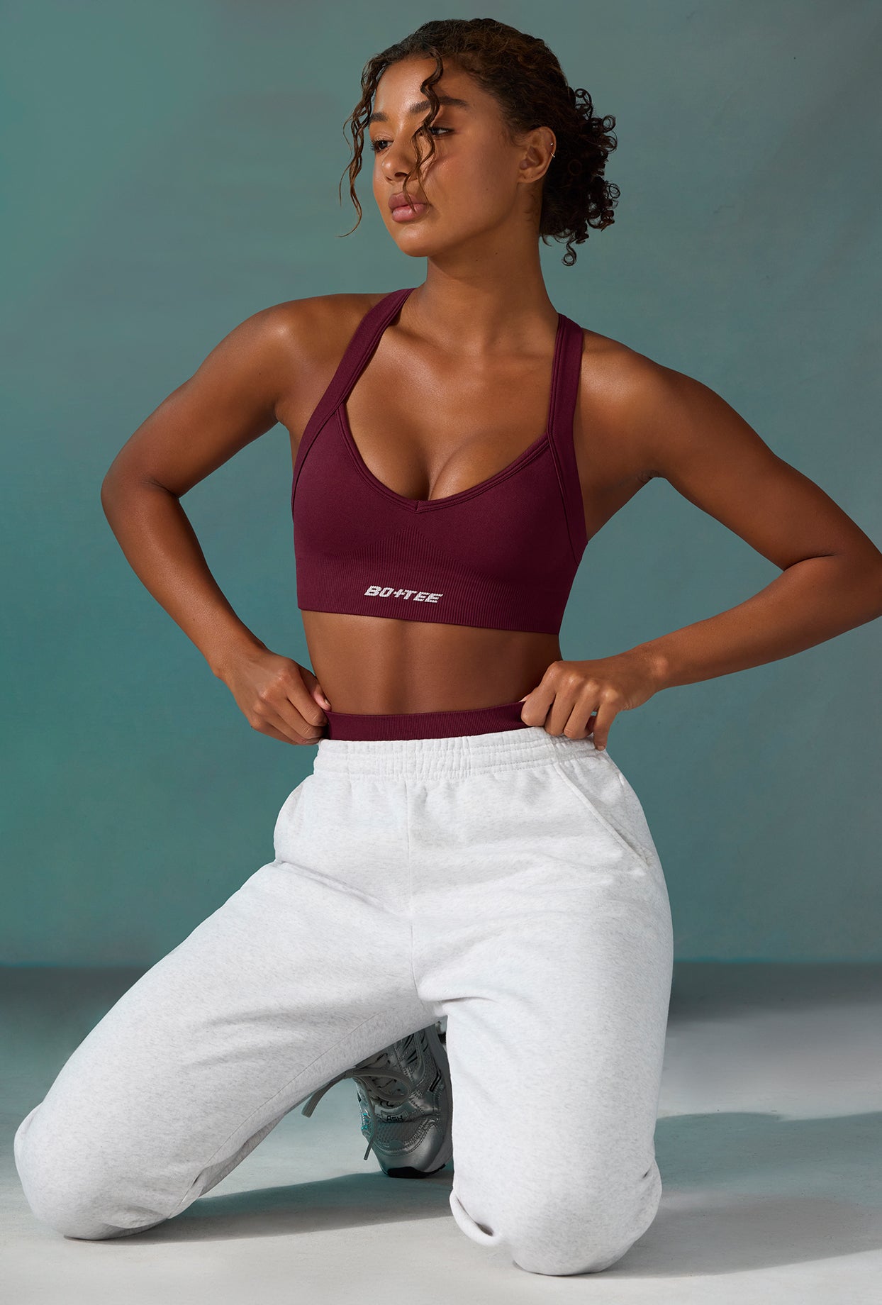 Purpose Super Sculpt Seamless Cross Back Sports Bra in Plum