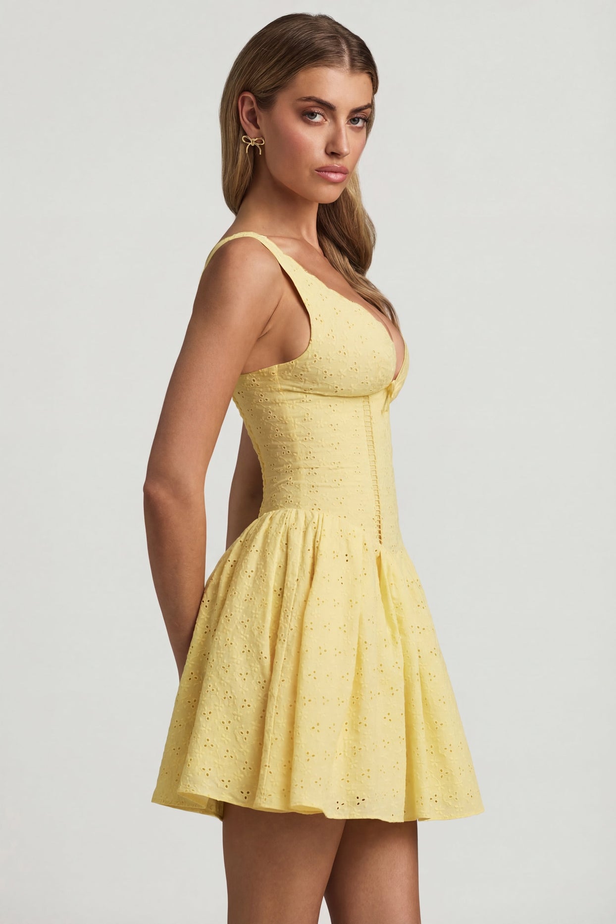 Broderie Anglaise Bow-Detail A-Line Mini Dress in Pastel Yellow - 4