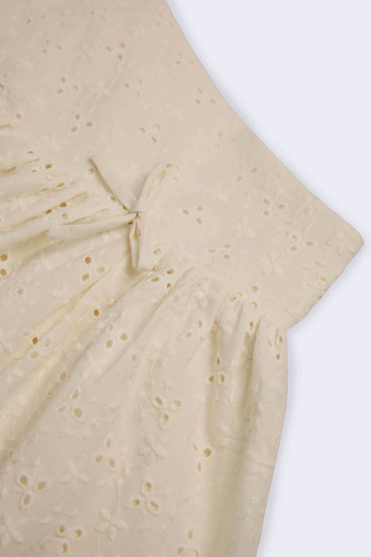 Bow-Detail Broderie Anglaise Mini Skirt in Ivory - 4