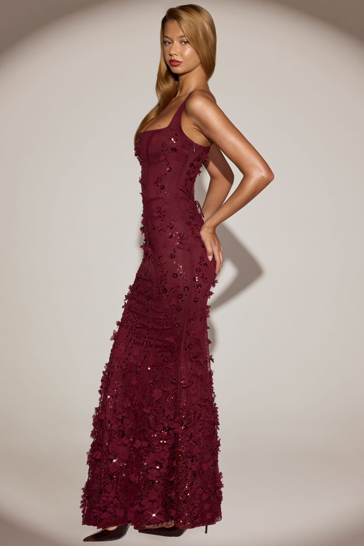 Embellished Appliqué Soft-Scoop Corset Gown in Wine Red - 3