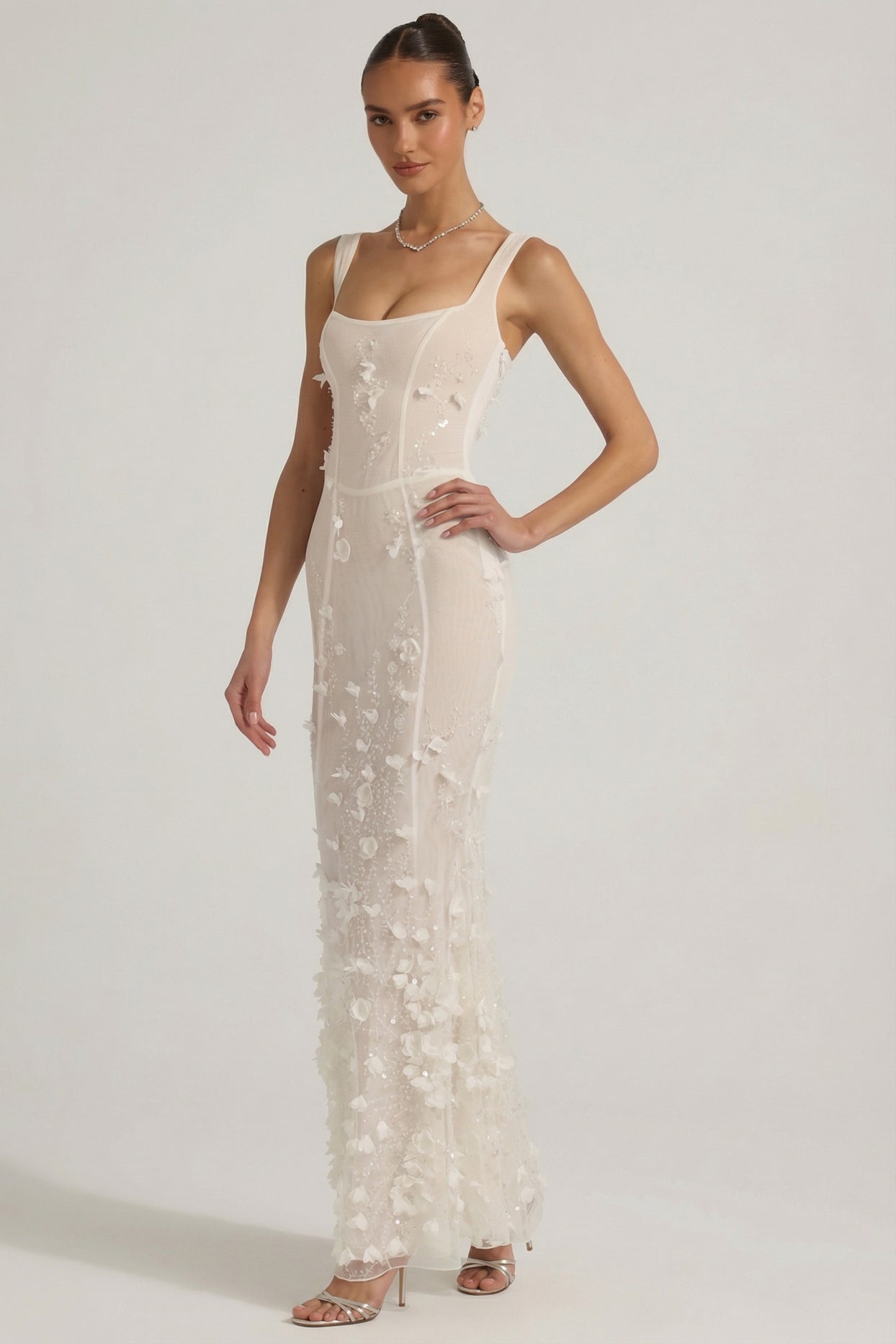 Embellished Appliqué Soft-Scoop Corset Gown in White - 6