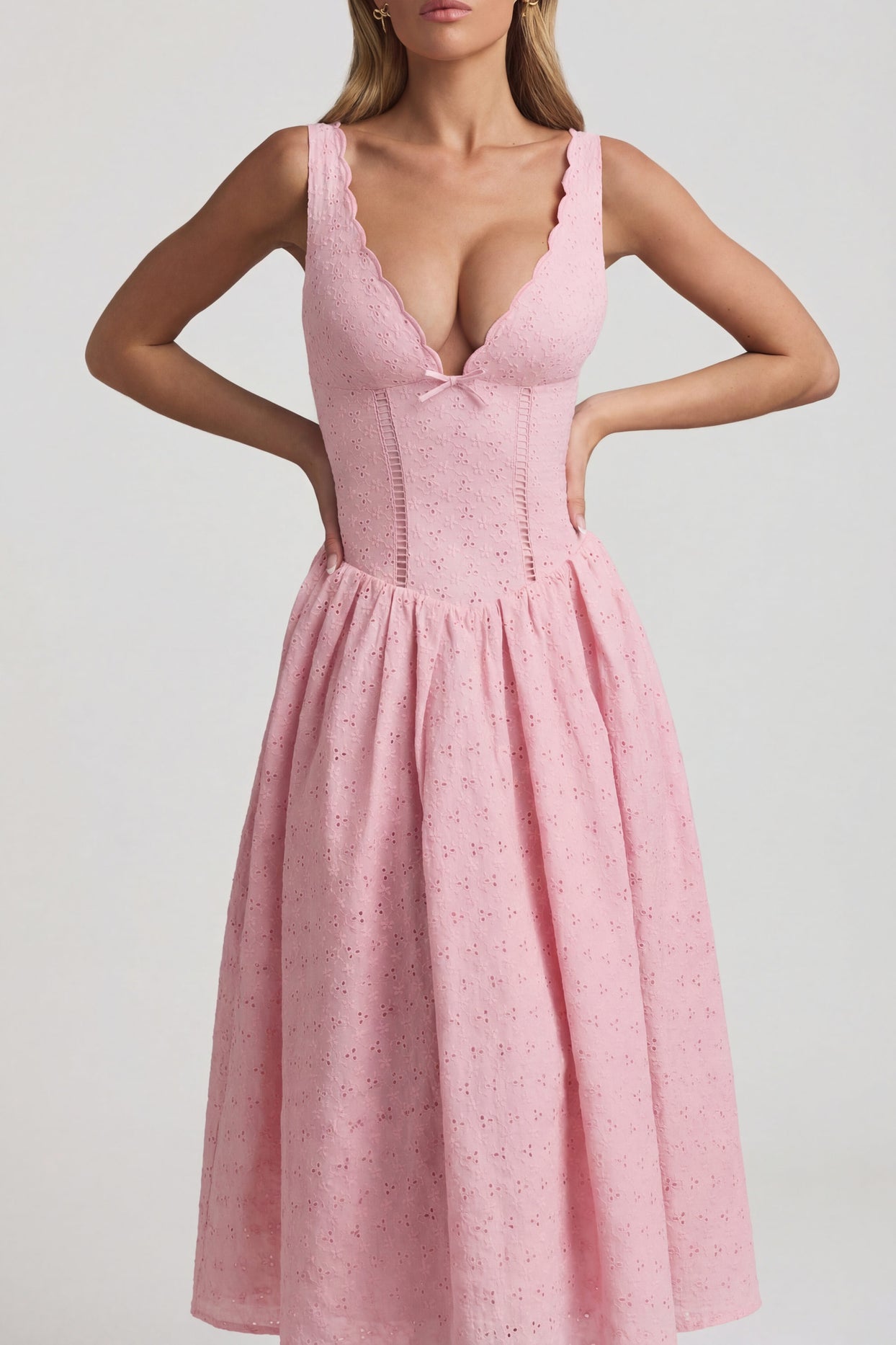 Broderie Anglaise Bow-Detail A-Line Midaxi Dress in Soft Pink - 4