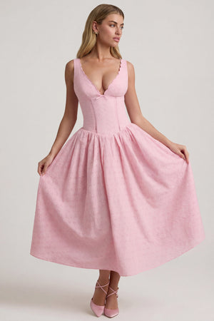 Oh Polly's Freya Tidy wearing the Saidey Midaxi Dress in Soft Pink Woven fabric perfect for wedding guest looks