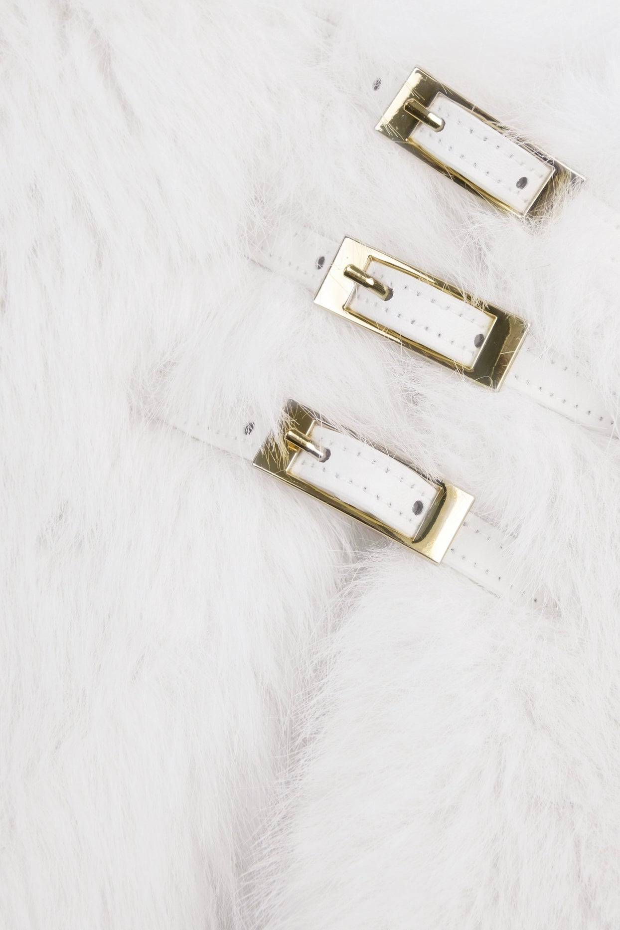 Buckle-Detail Faux Fur Micro Mini Skirt in White - 7
