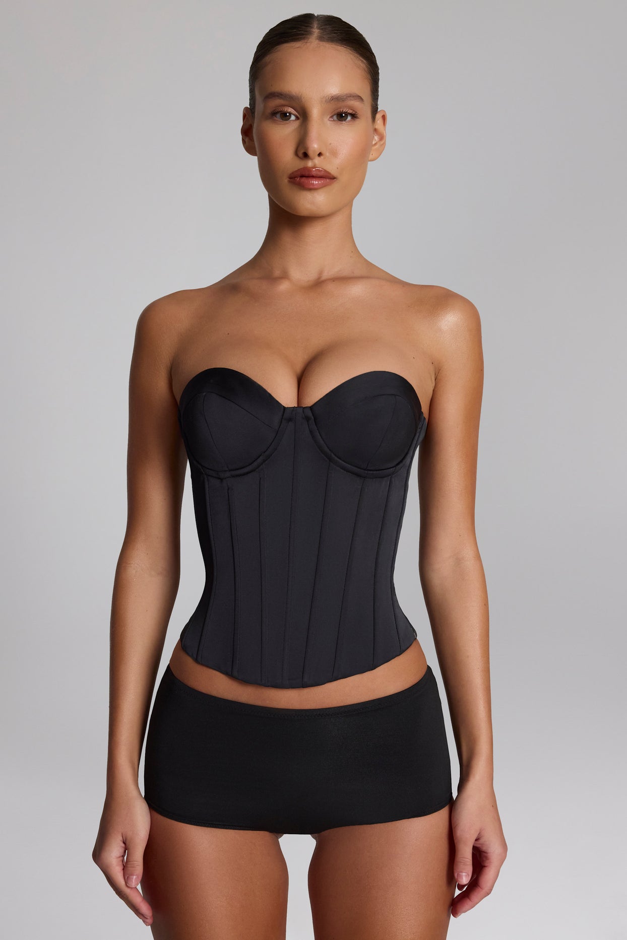 Slinky Jersey Low-Rise Hot Pants in Black - 4