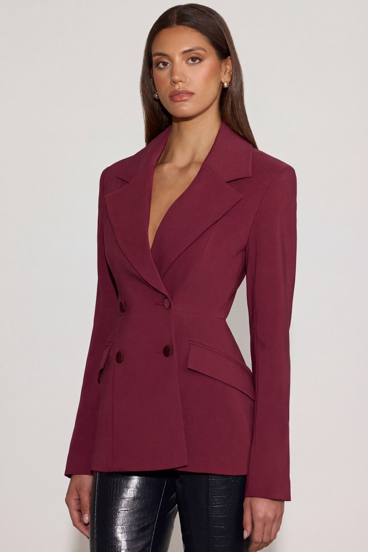 Structured Double-Breasted Blazer in Burgundy - 4