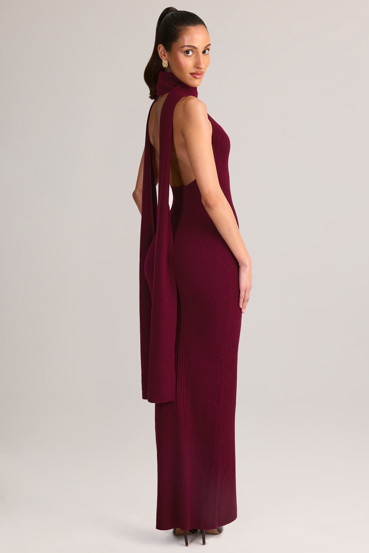 Rib-Knit Scarf-Detail Halterneck Maxi Dress in Wine - 7