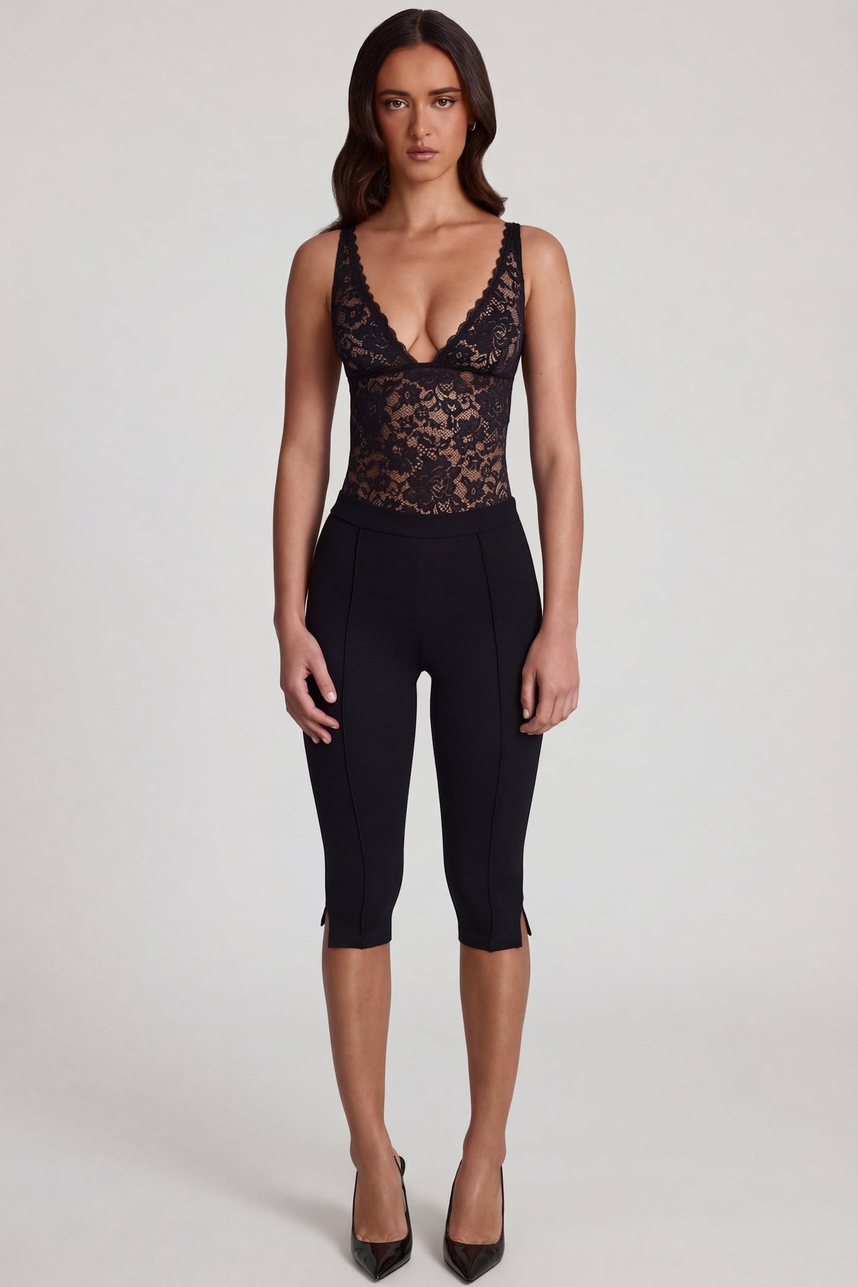 Ponte Jersey Cropped Capri Trousers in Black - 5