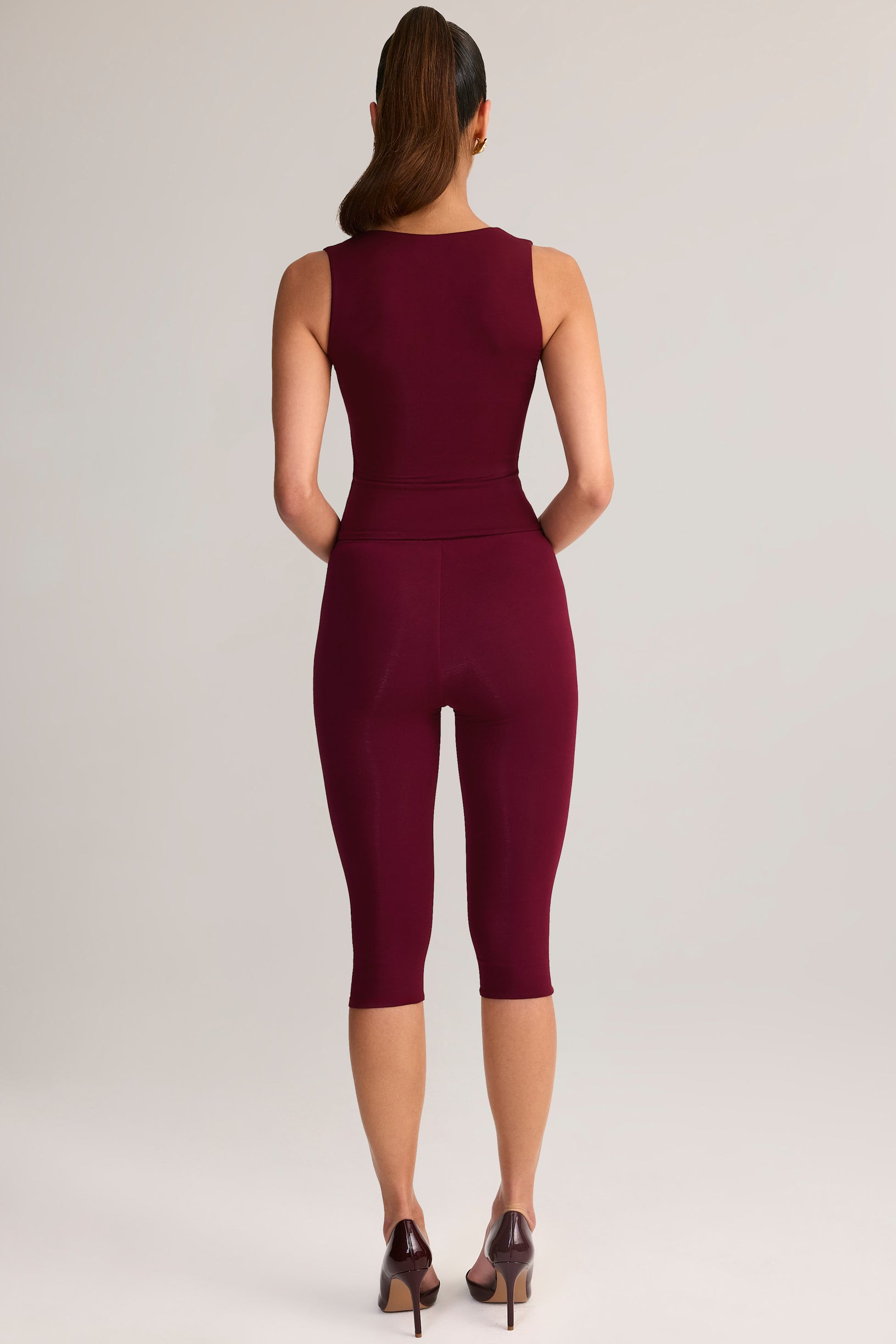 Modal Mid-Rise Capri Leggings in Wine - 2