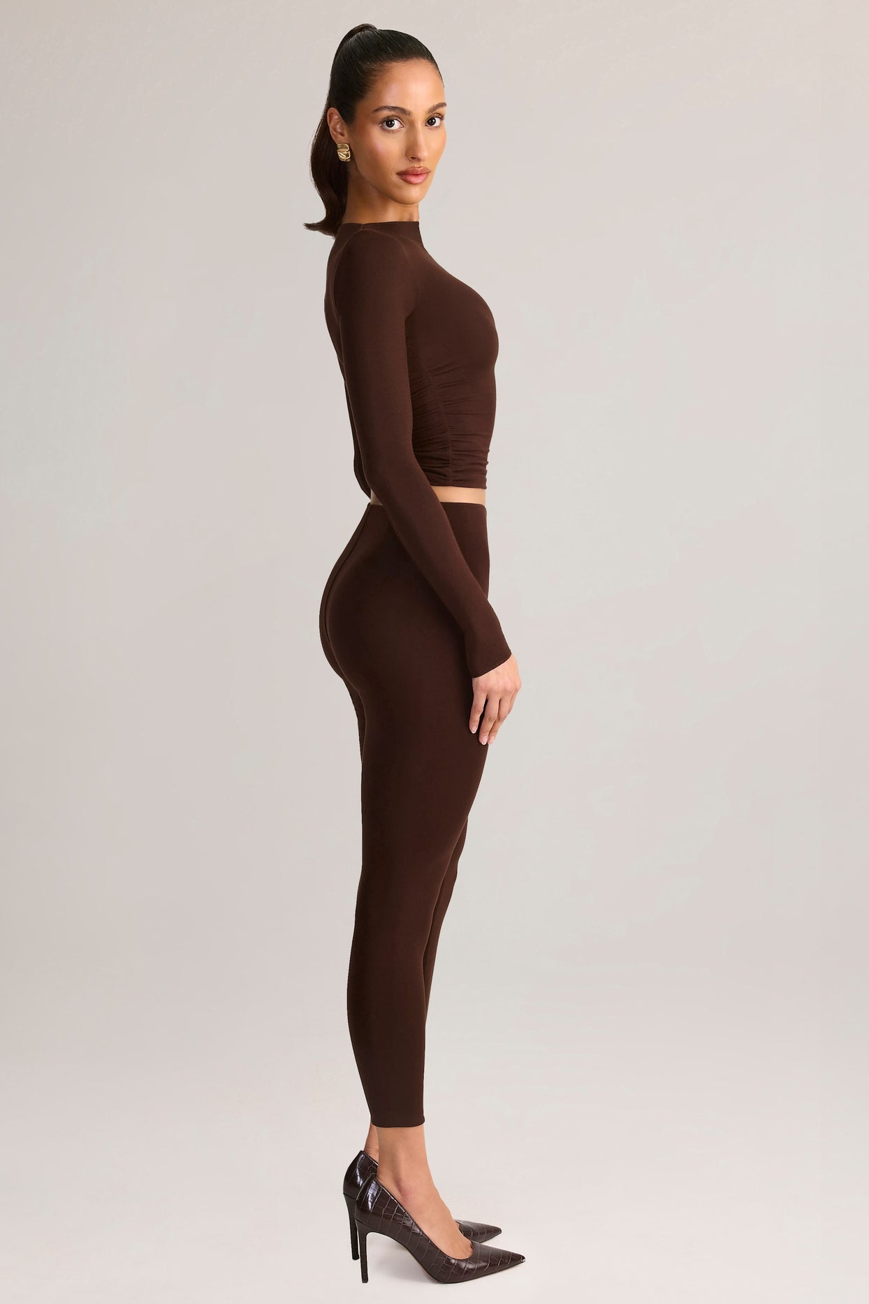 Modal Mid-Rise Cropped Leggings in Chocolate Brown - 3