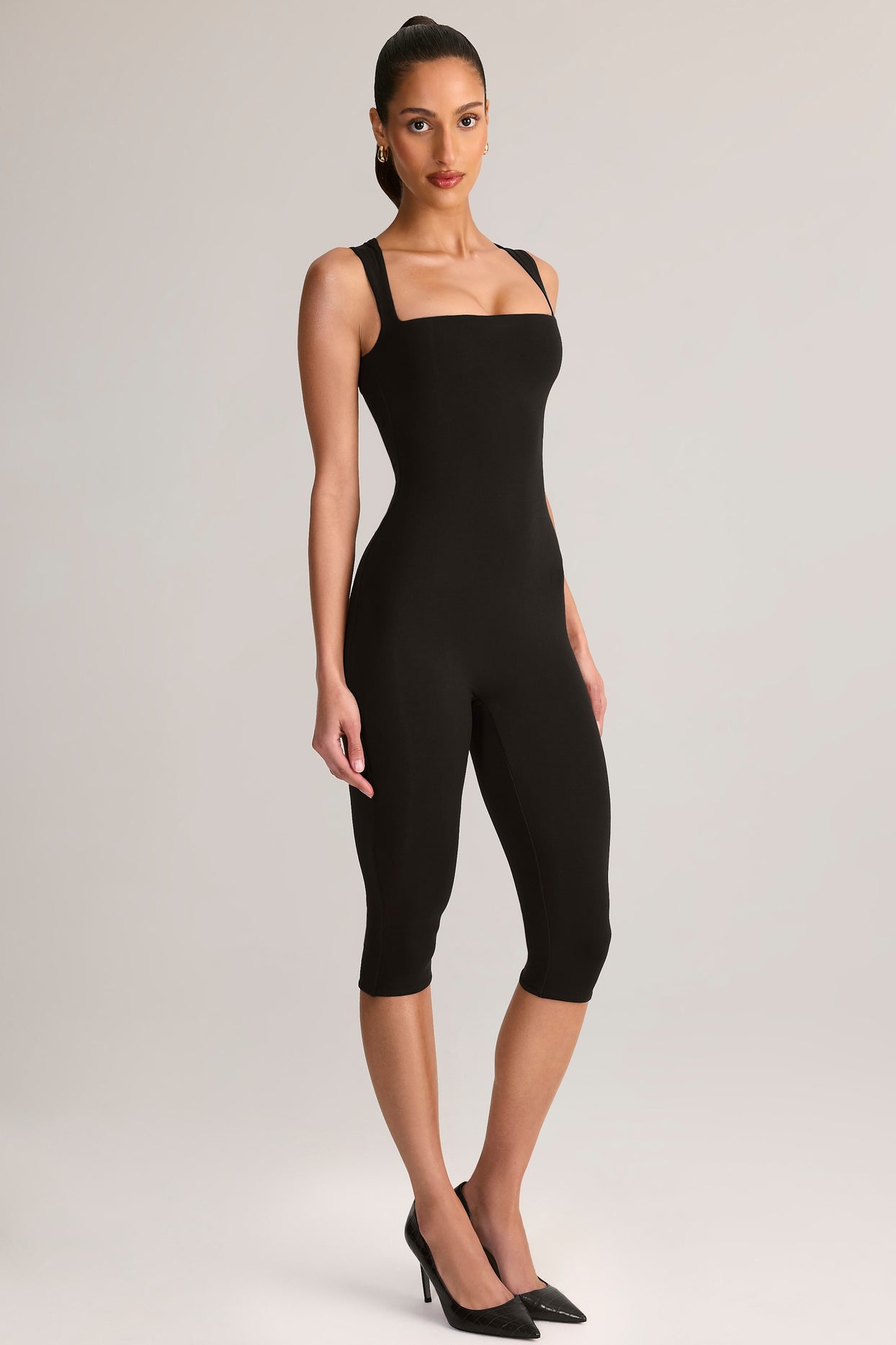 Modal Square-Neck Bodycon Capri Jumpsuit in Black - 7