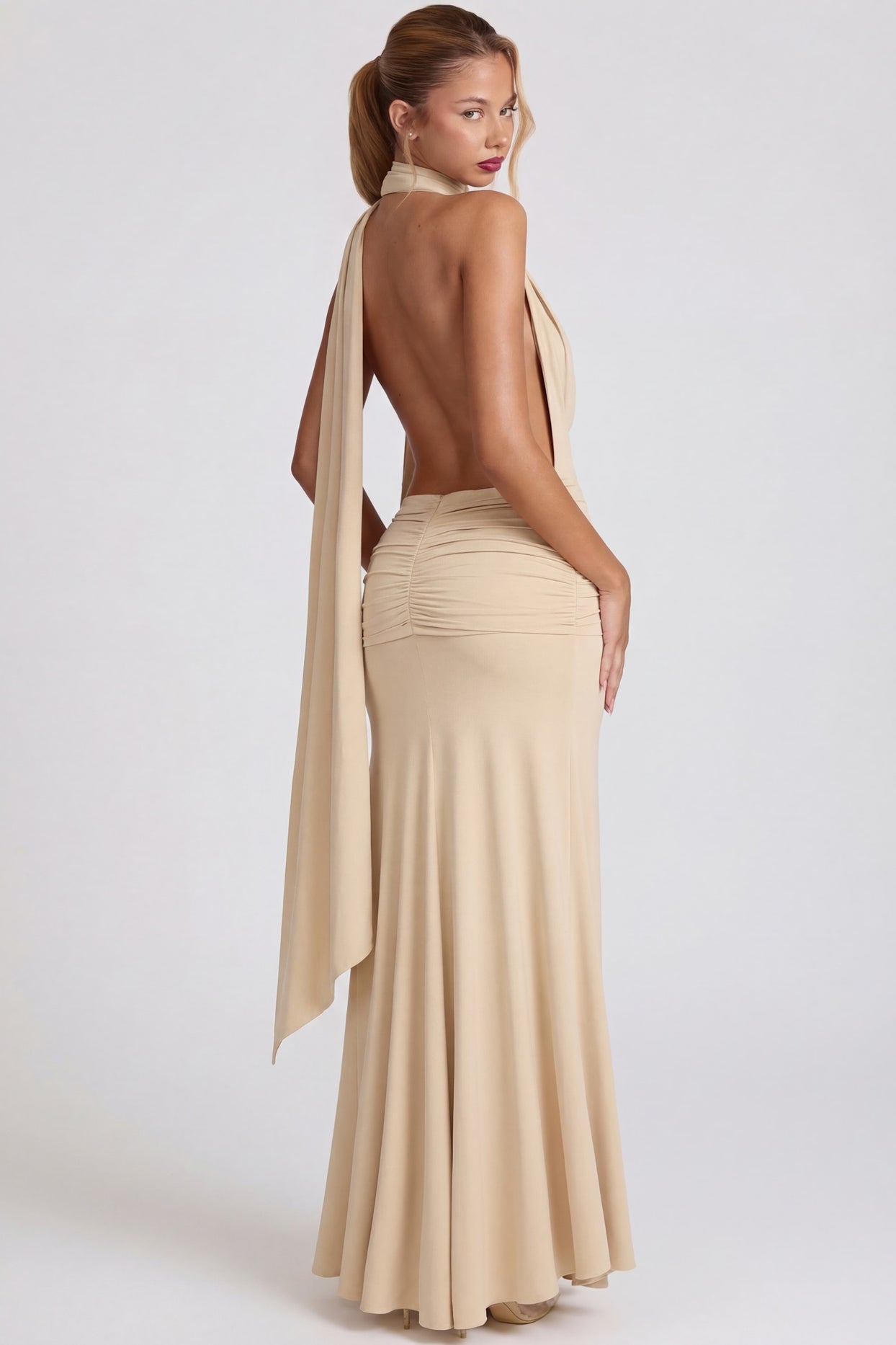 Soft-Jersey Plunge Halterneck Maxi Dress in Champagne - 8