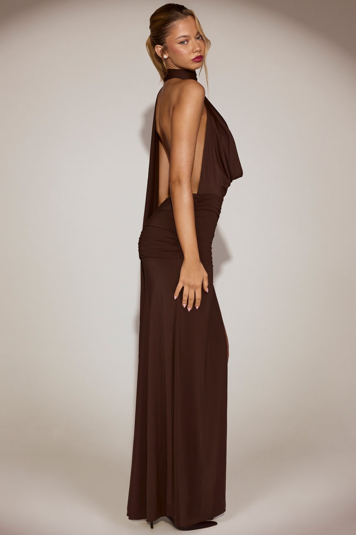 Soft-Jersey Plunge Halterneck Maxi Dress in Chocolate Brown - 4