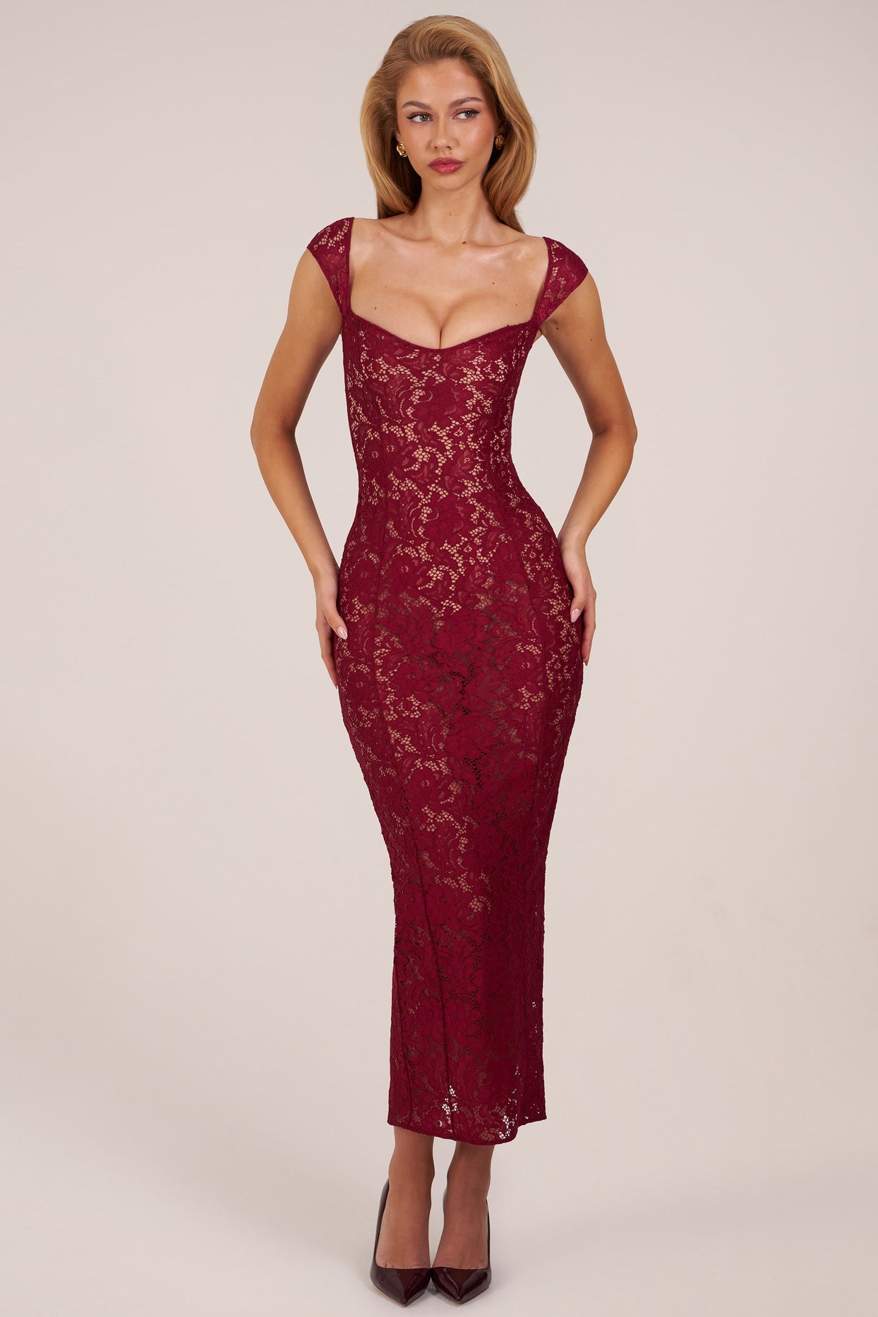 Sweetheart-Neck Maxi Dress in Wine - 5