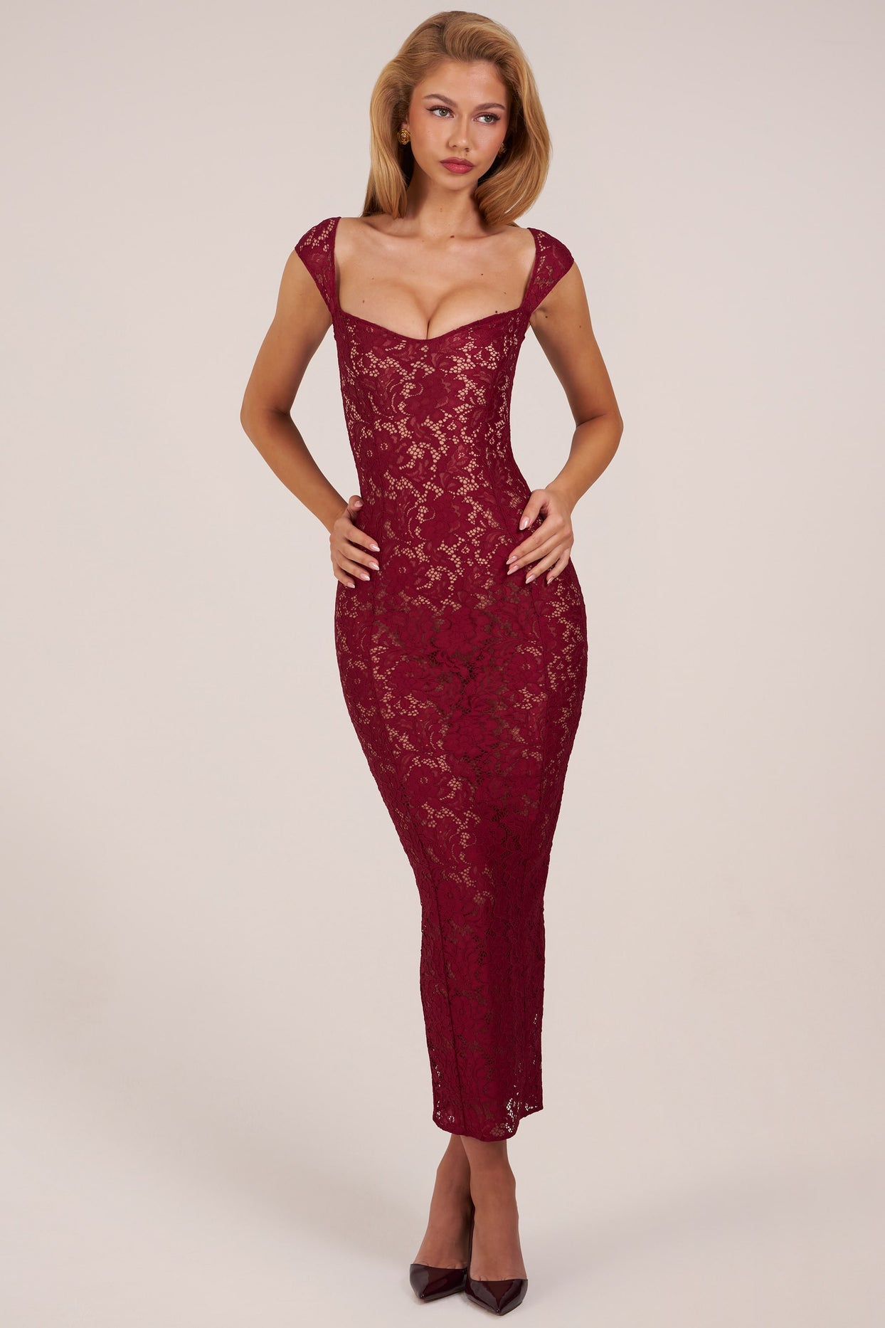 Sweetheart-Neck Maxi Dress in Wine - 8