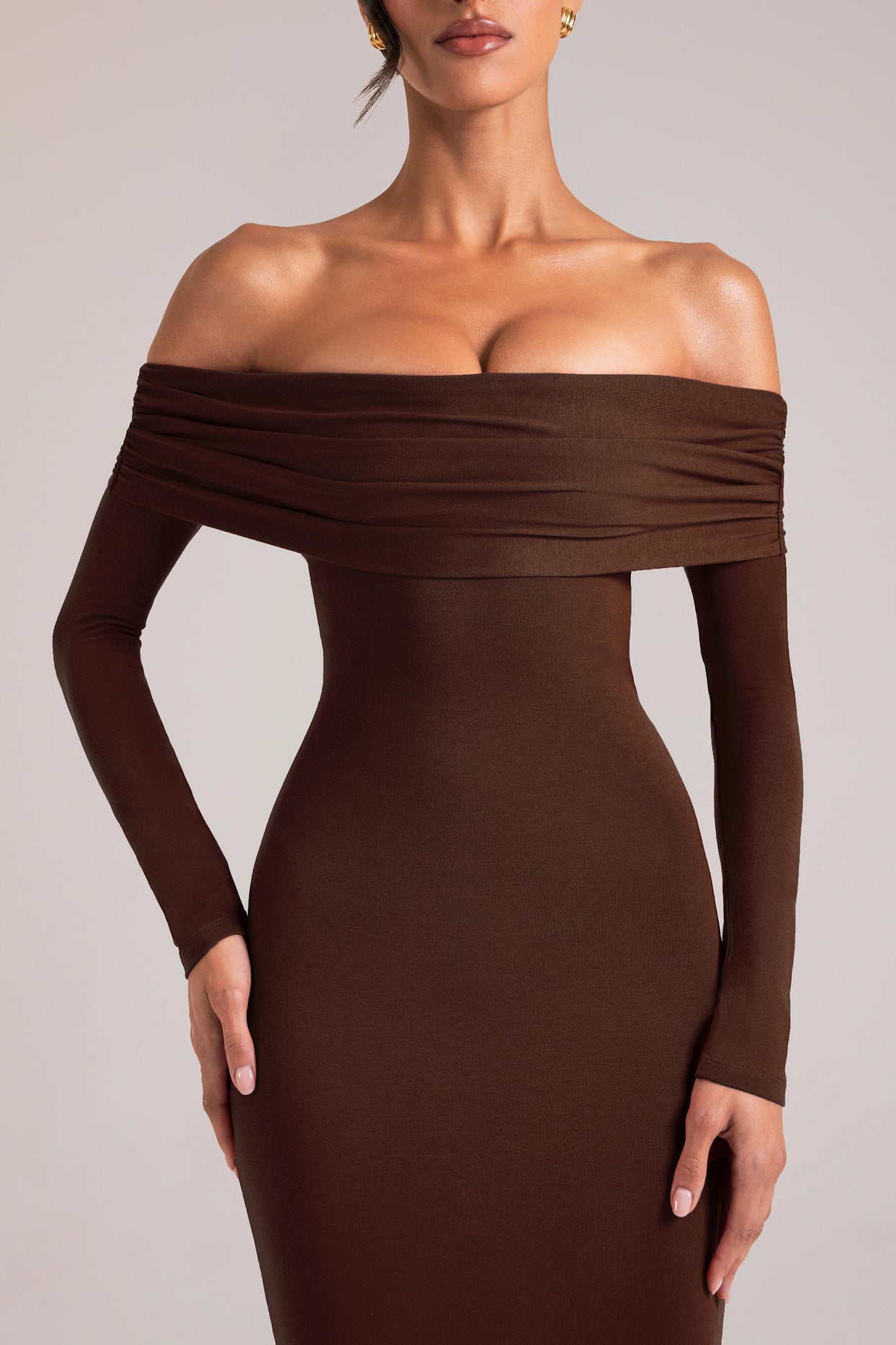 Off-Shoulder Long-Sleeve Maxi Dress in Chocolate Brown - 4
