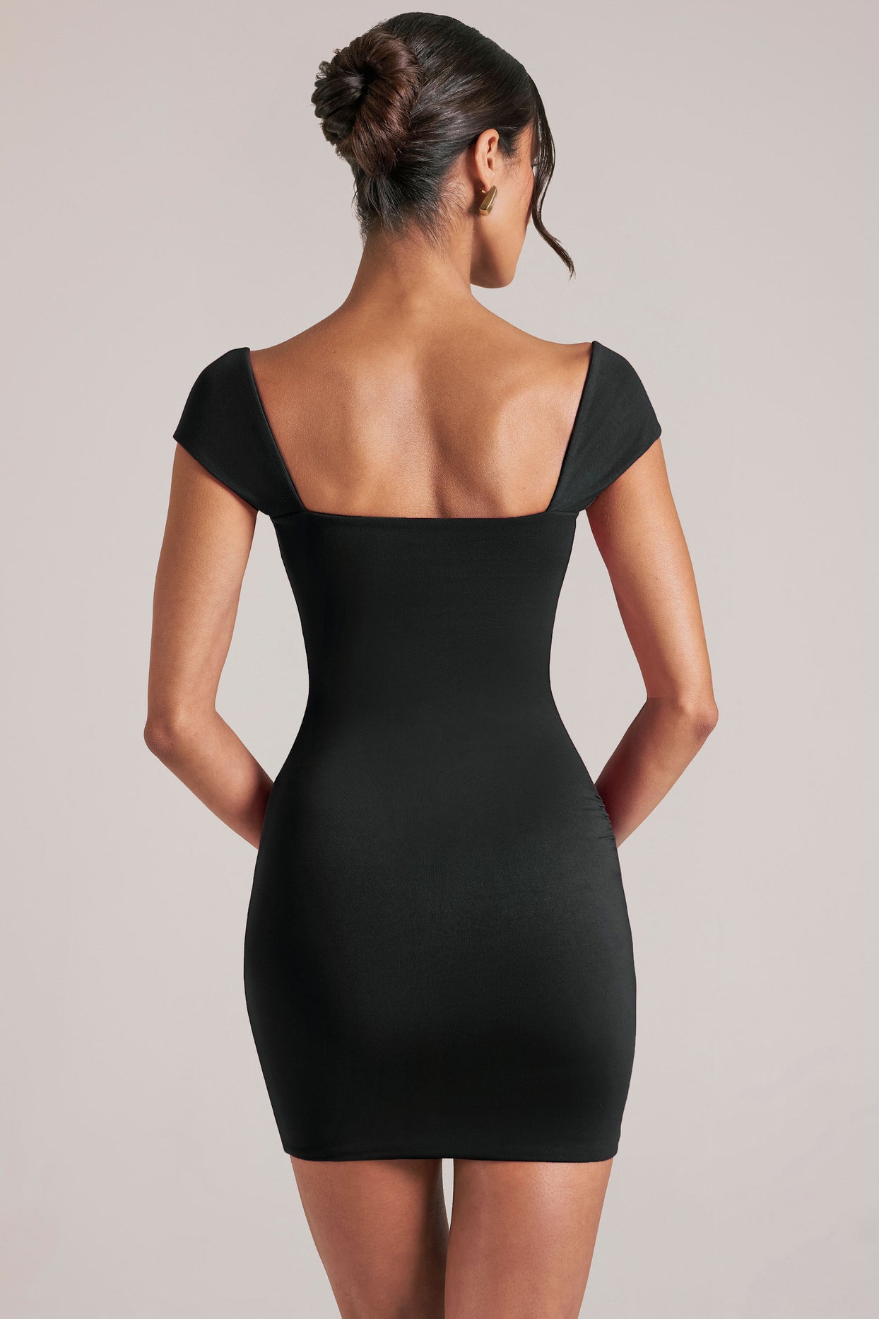 Sweetheart Neckline Mini Dress in Black - 7