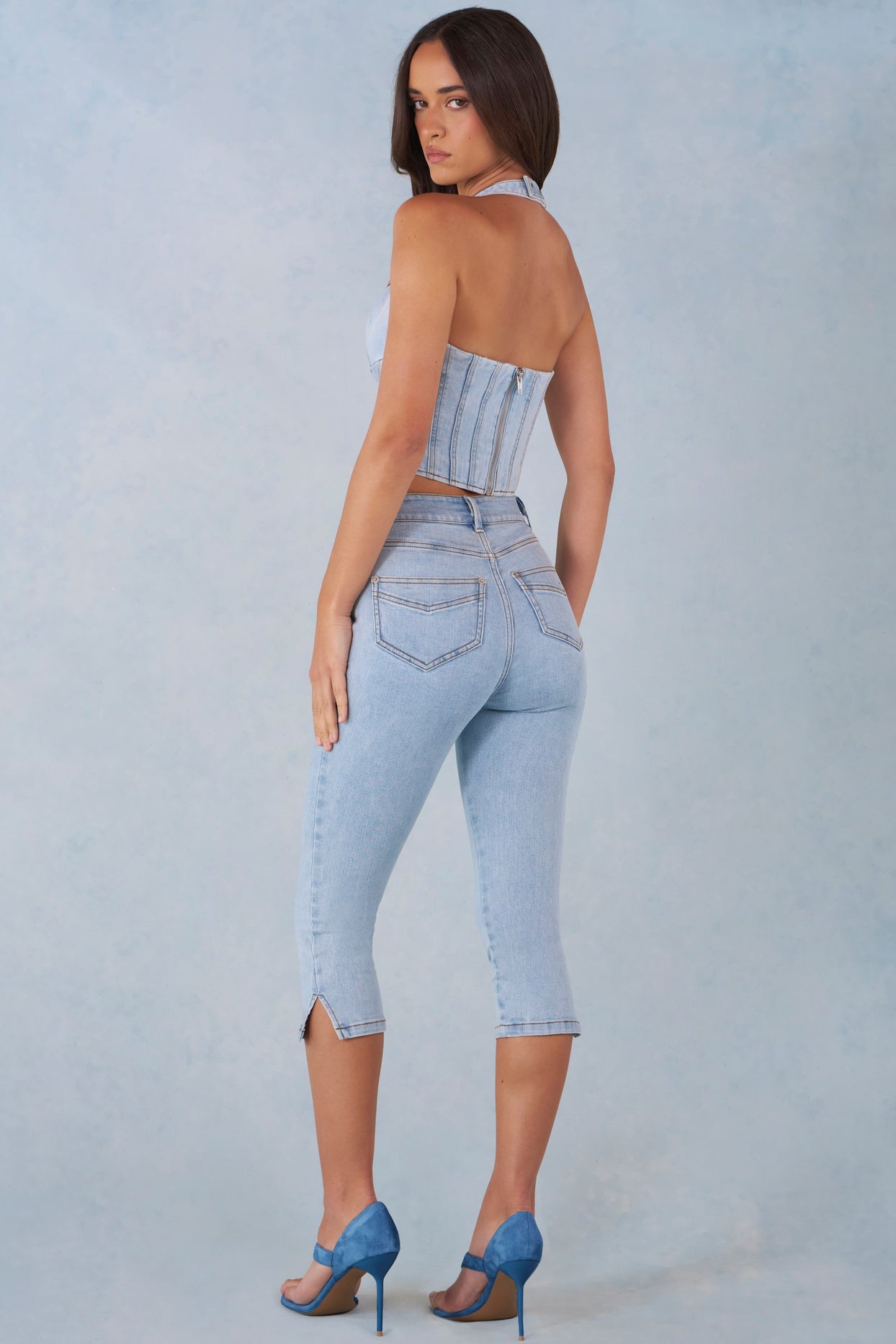 Mid-Rise Denim Capri Jeans in Light Denim - 2