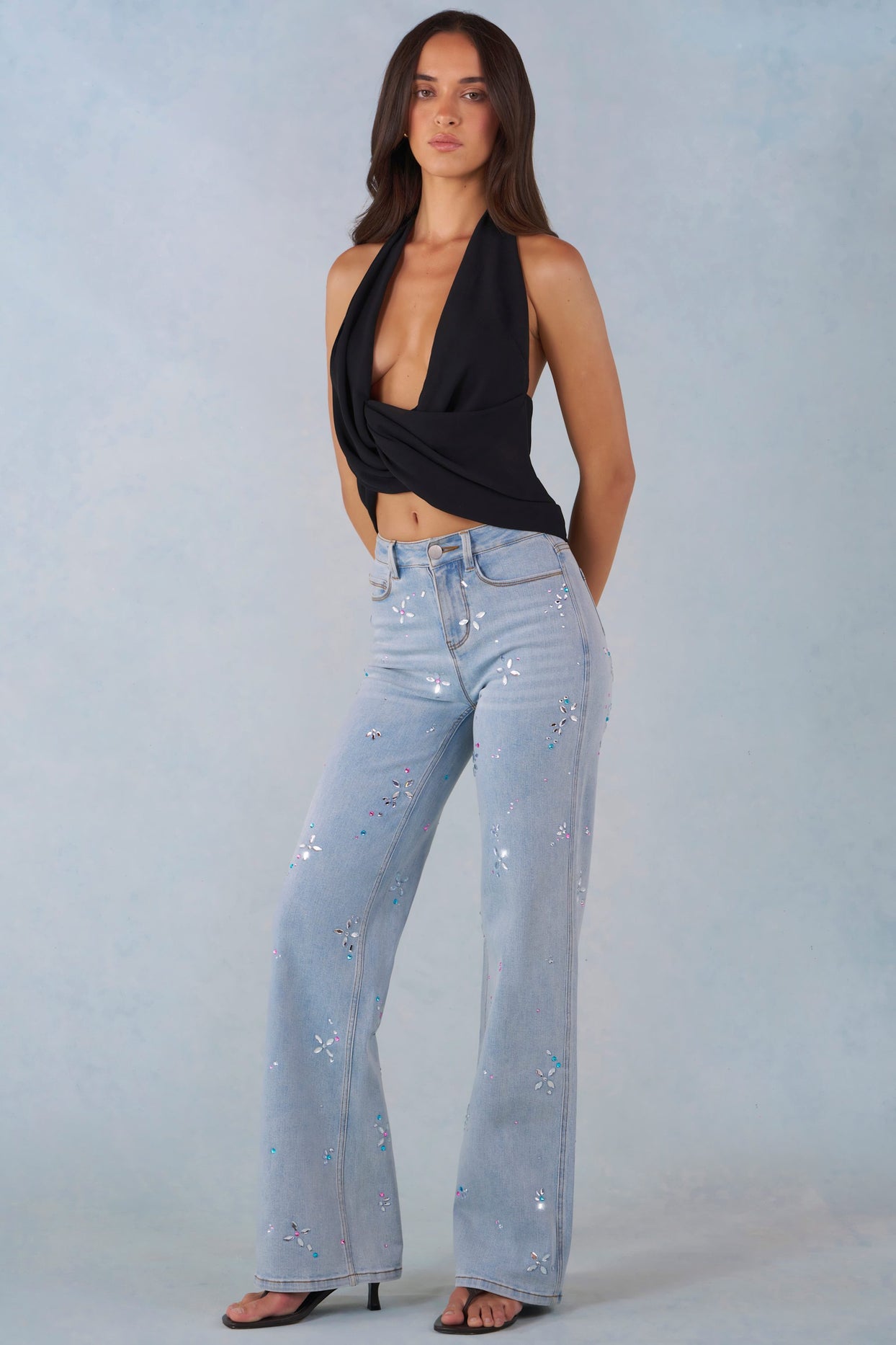 Mid-Rise Straight-Leg Jeans in Light Denim - 8