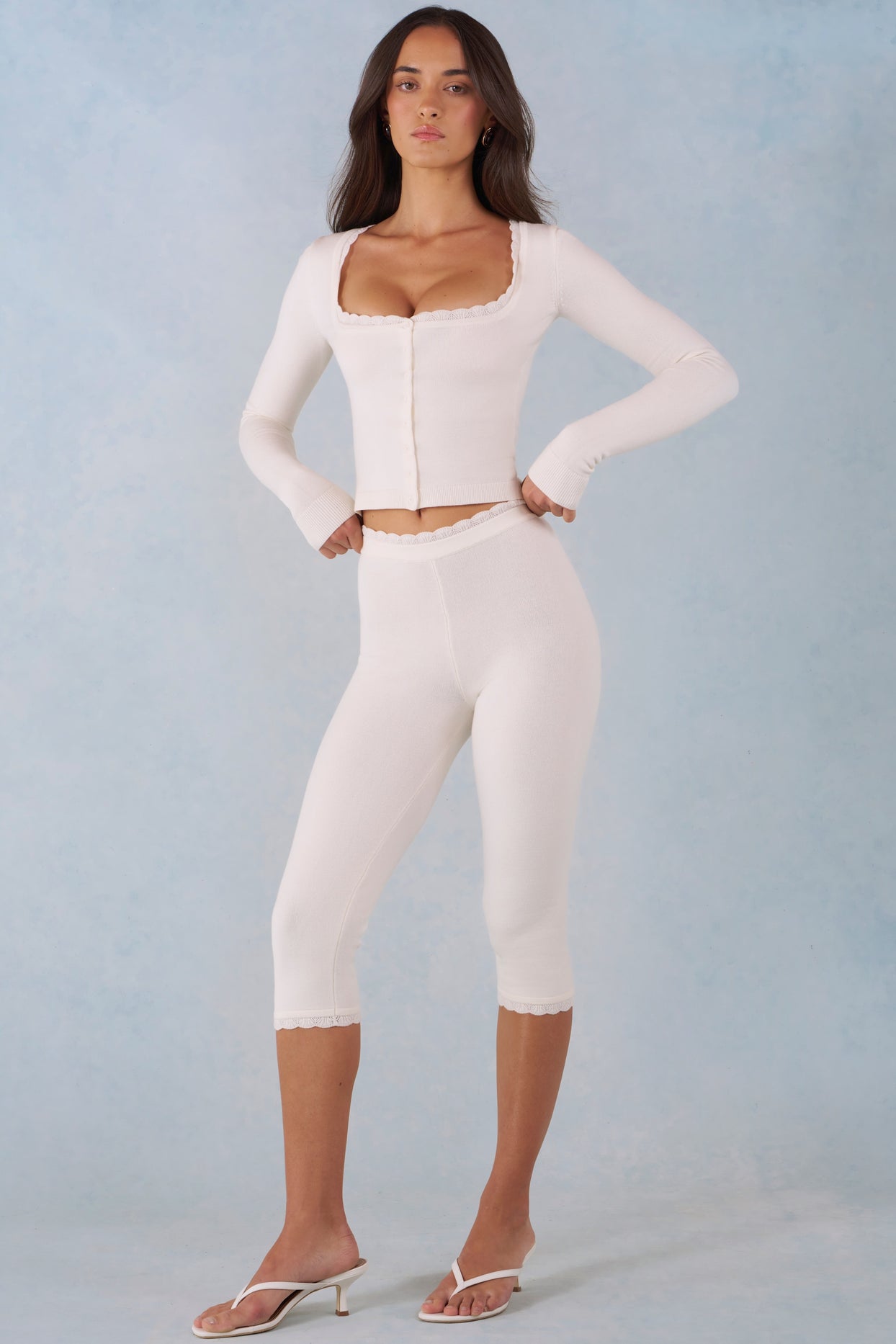 Knit Mid-Rise Capri Trousers in Ivory - 7