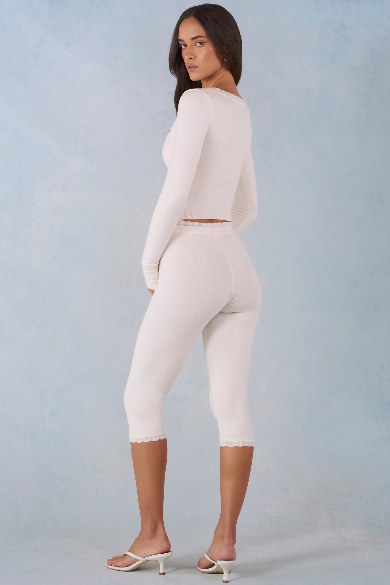 Knit Mid-Rise Capri Trousers in Ivory - 2