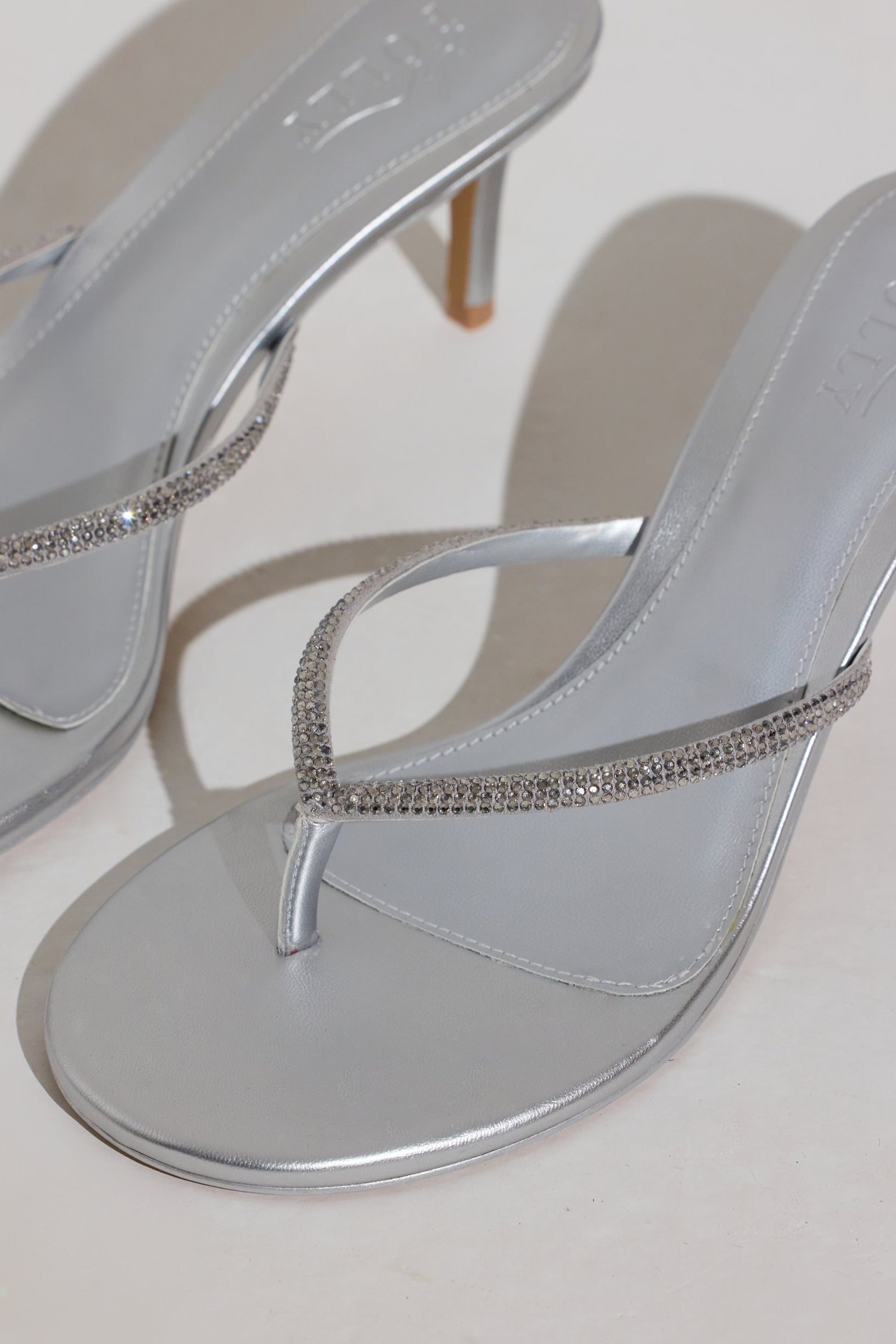 Heeled Sandal  in Silver - 2