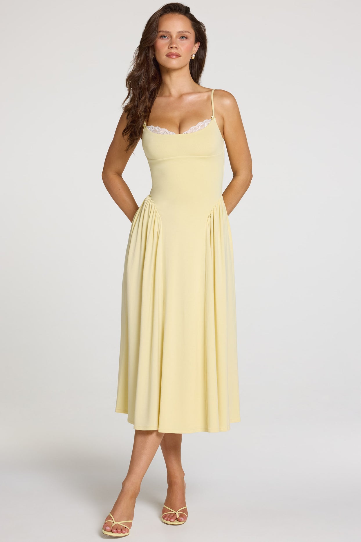 Modal Lace-Trim Midaxi Dress in Pastel Yellow - 5
