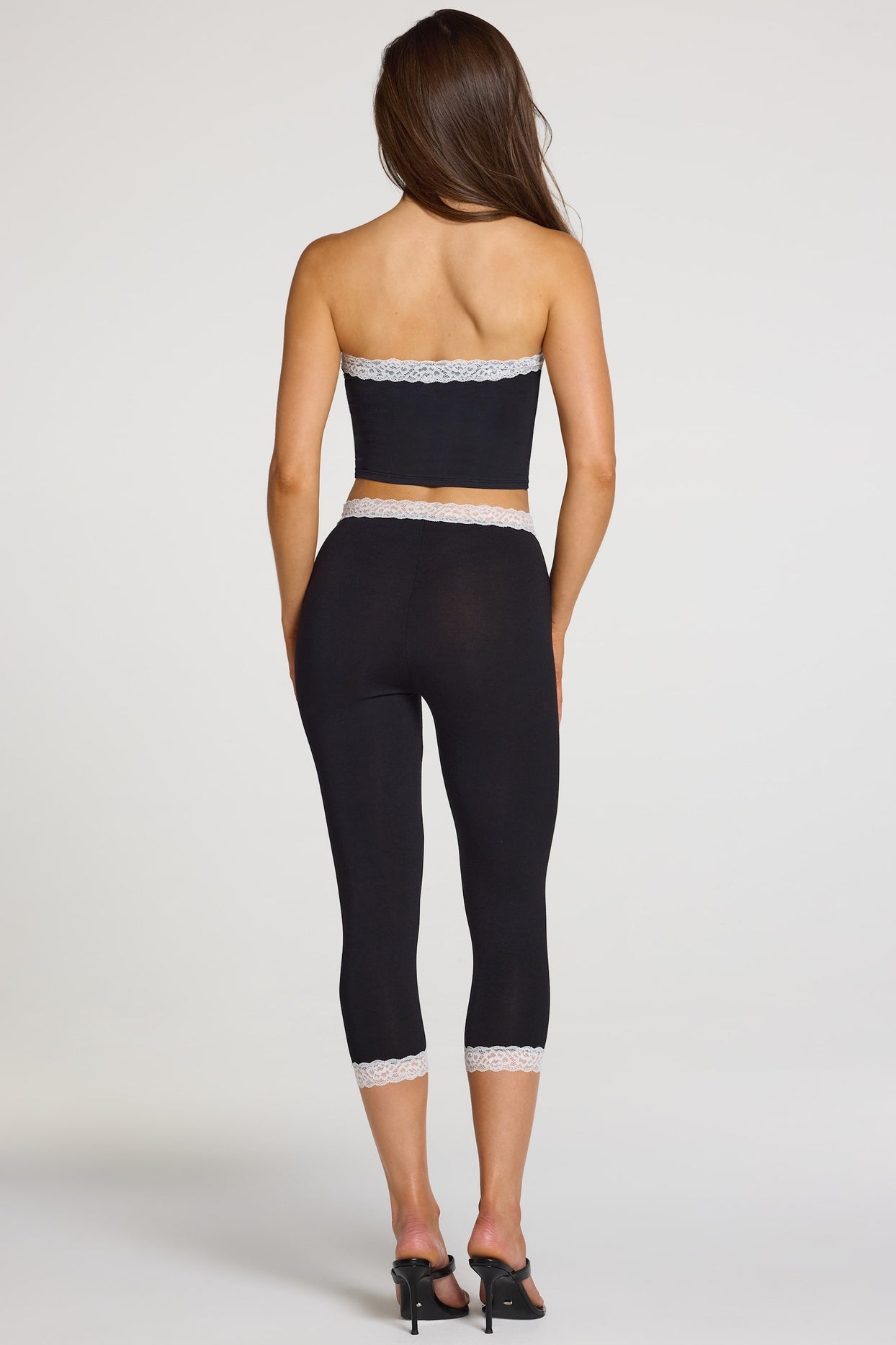 Modal Lace-Trim Mid-Rise Capri Leggings in Black - 8
