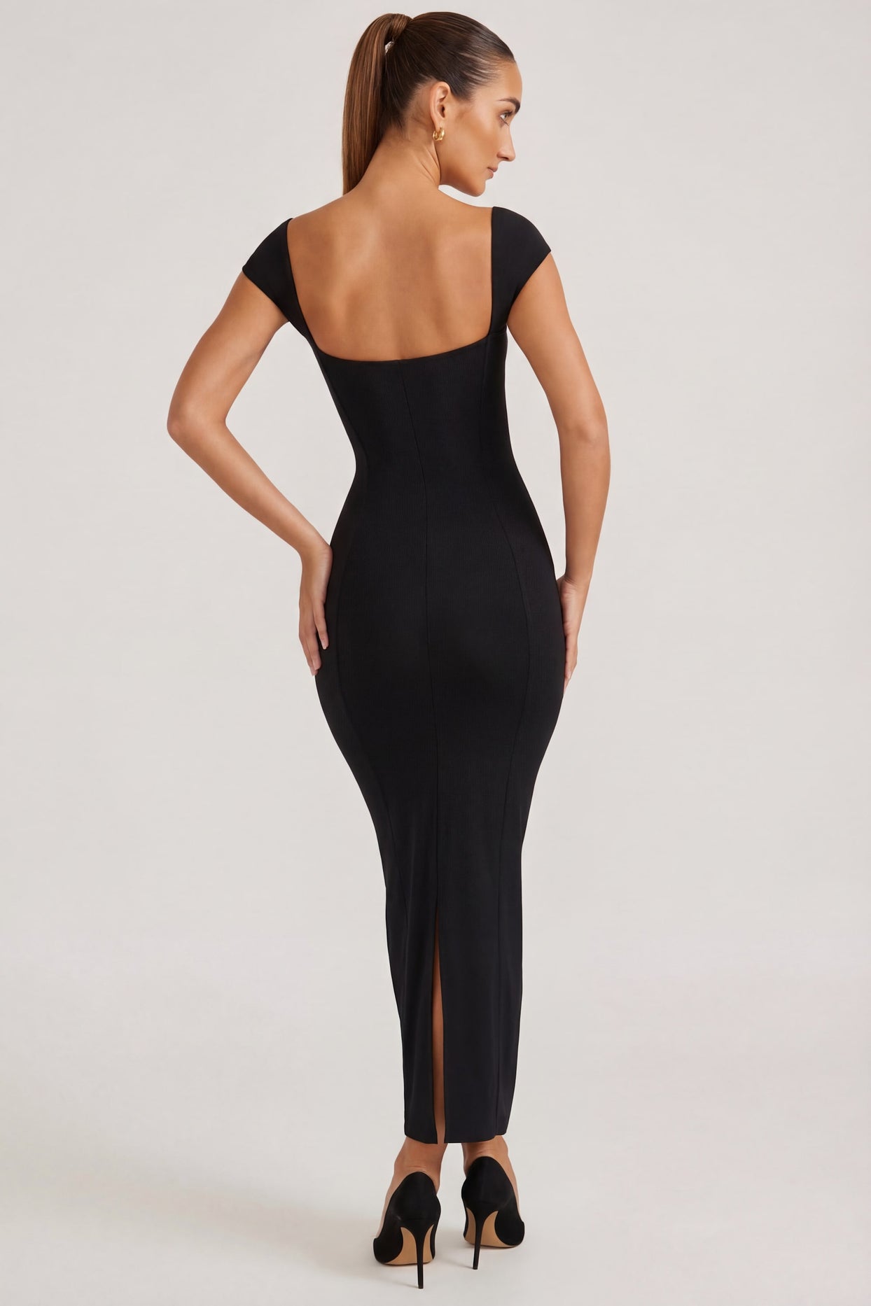 Sweetheart Neckline Maxi Dress in Black - 2