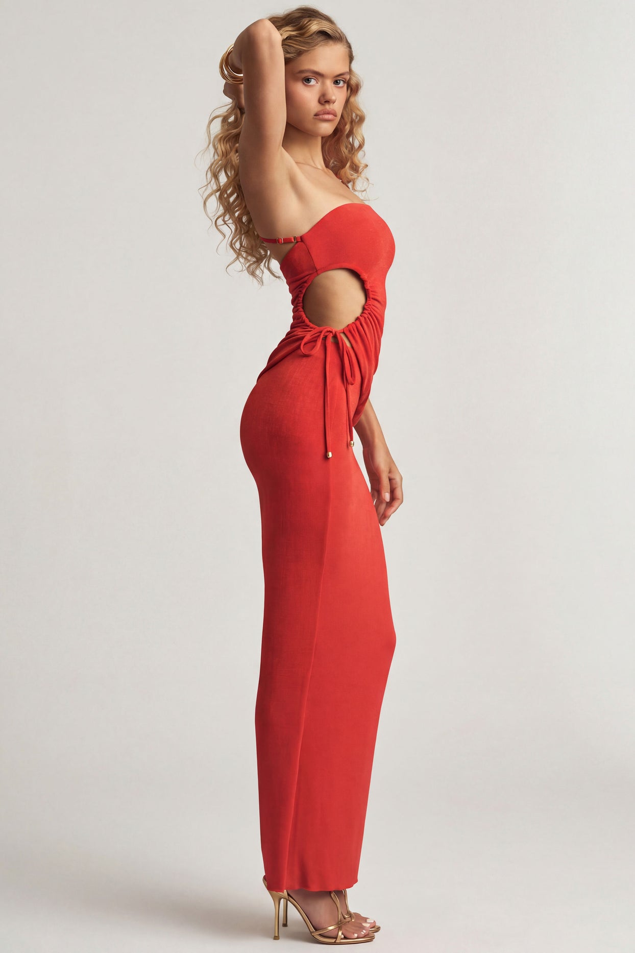 Textured Jersey Low-Rise Maxi Skirt in Chilli Red - 3