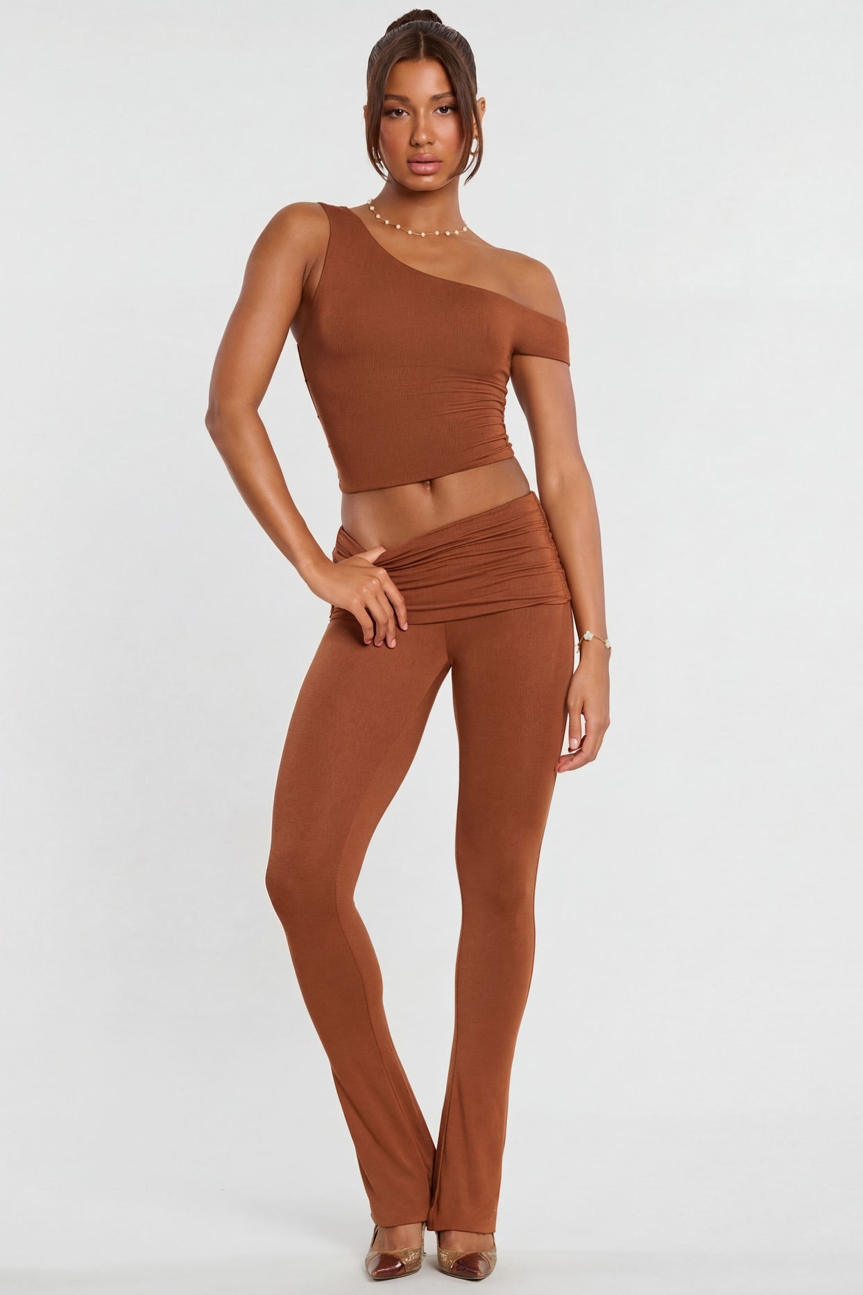 Mid Rise Modal Cashmere Blend Trousers in Chestnut Brown - 3
