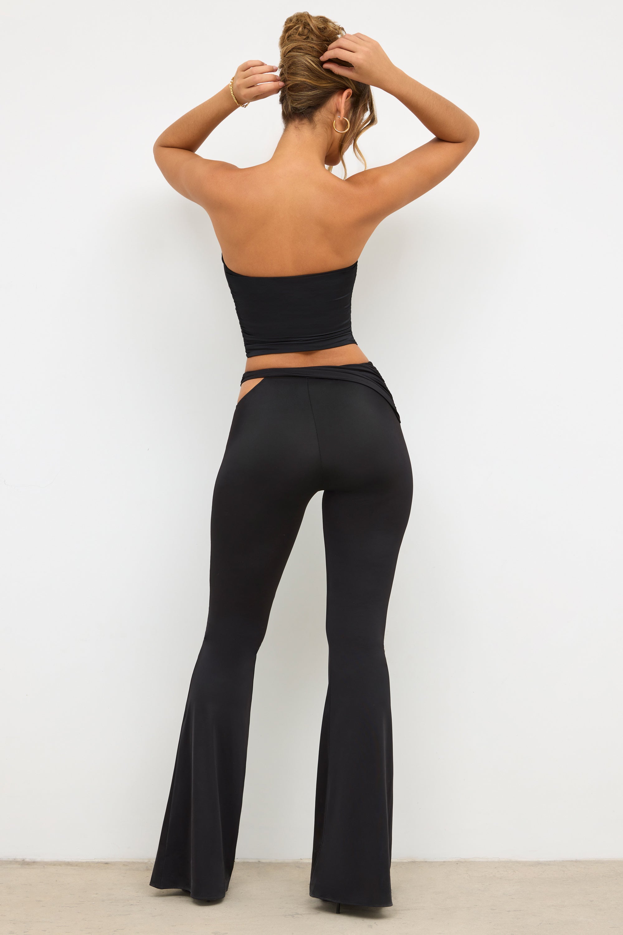 Petite Premium Jersey Rose Detail Mid-Rise Flare Trousers in Black