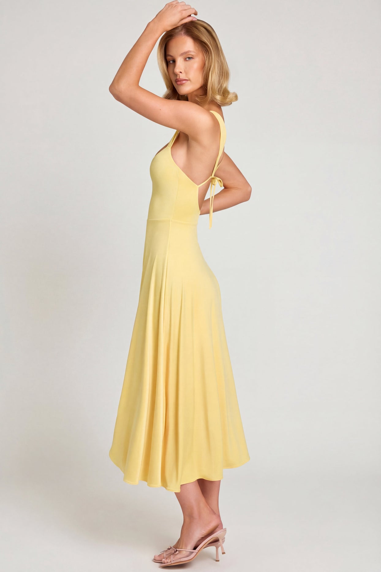 Sweetheart-Neck Ruched Midaxi Dress in Pastel Yellow - 3