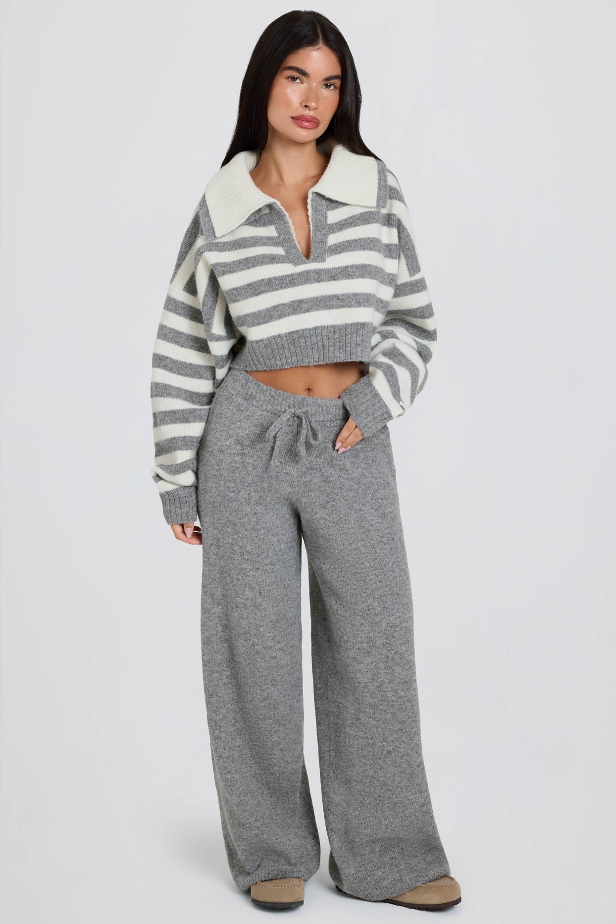 Knit Mid-Rise Wide-Leg Joggers in Grey - 1