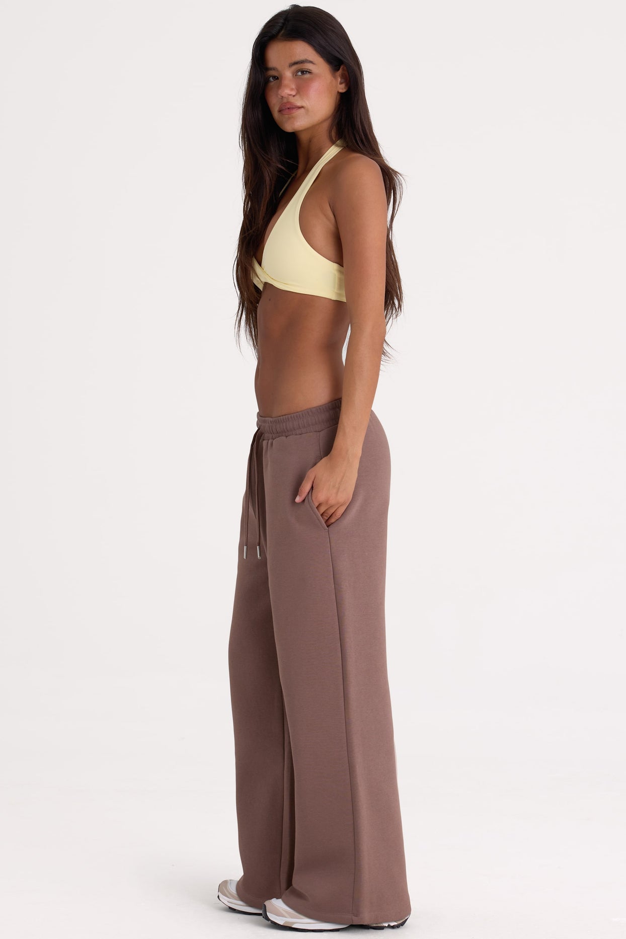 Brushed Jersey Wide-Leg Joggers in Cocoa - 3