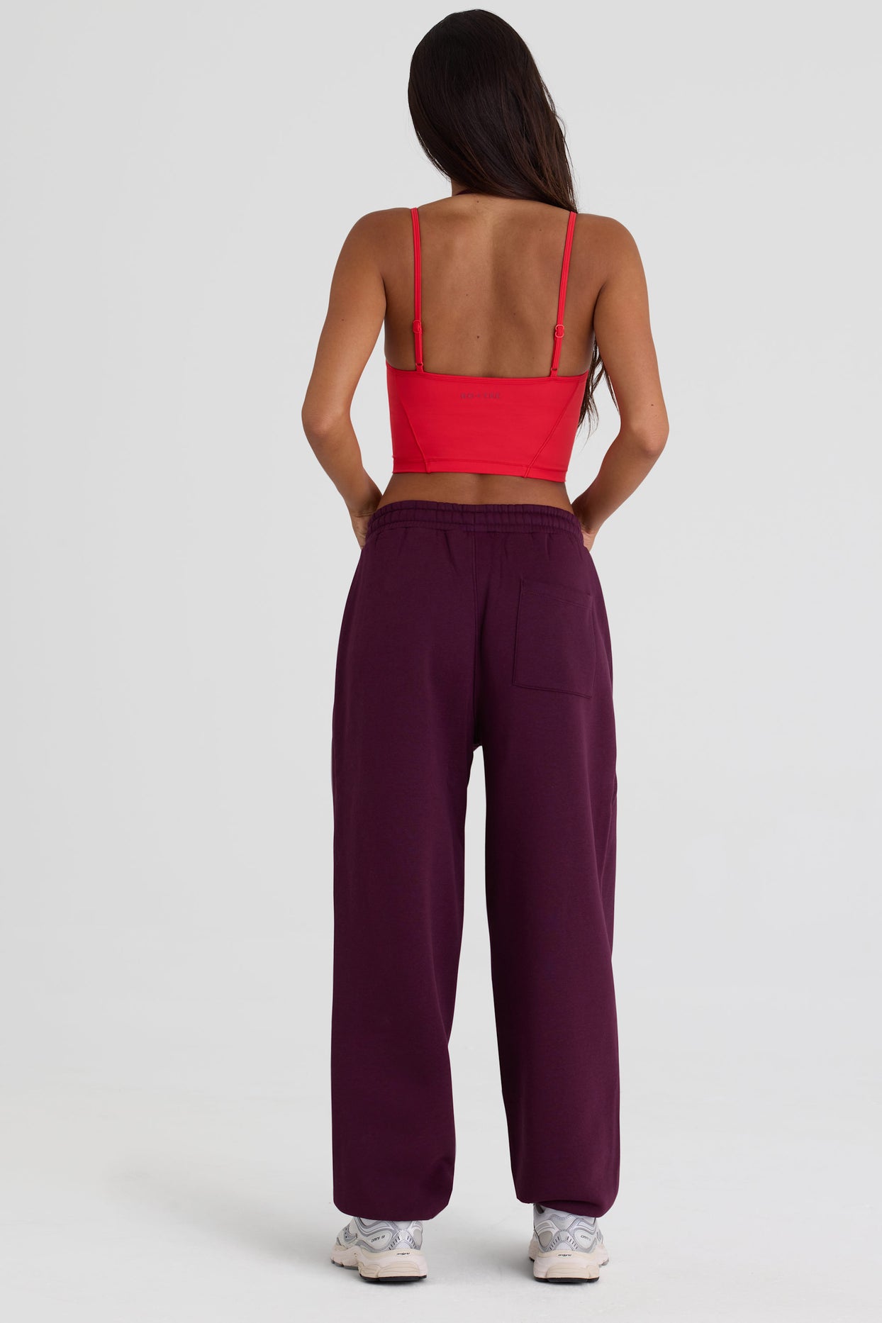 Brushed Cotton Jersey Mid-Rise Relaxed Joggers in Burgundy - 3