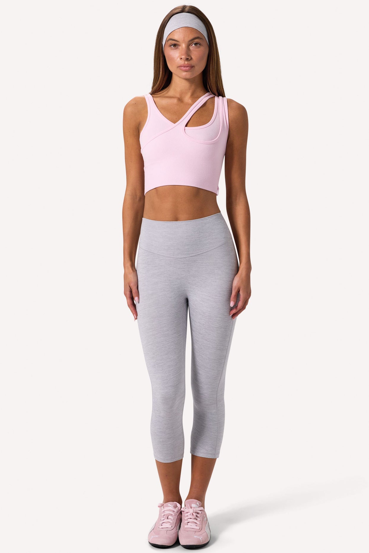 Seamless Soft Rib Asymmetric Sports Bra in Powder Pink - 4