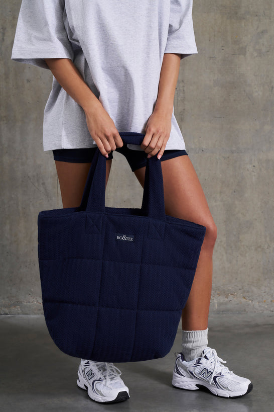 Quilted Puffer Bag in Navy