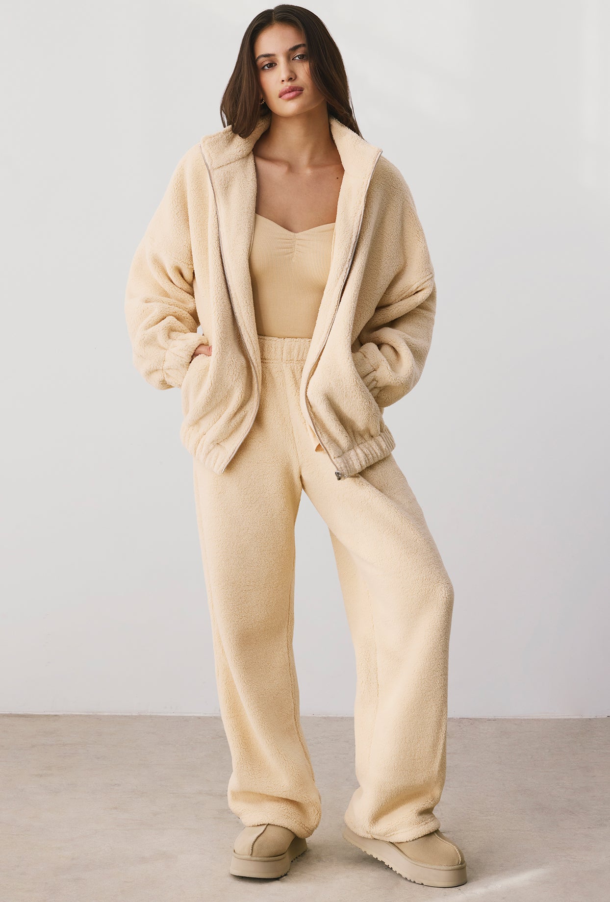 Oversized Fleece Zip Up Jacket in Cashmere