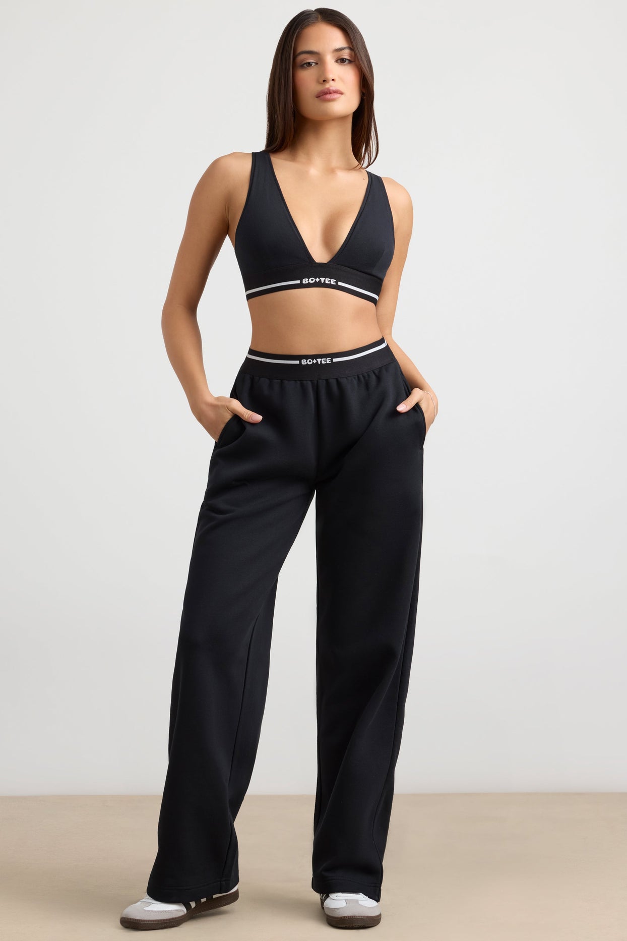 Petite High-Waist Straight-Leg Joggers in Black