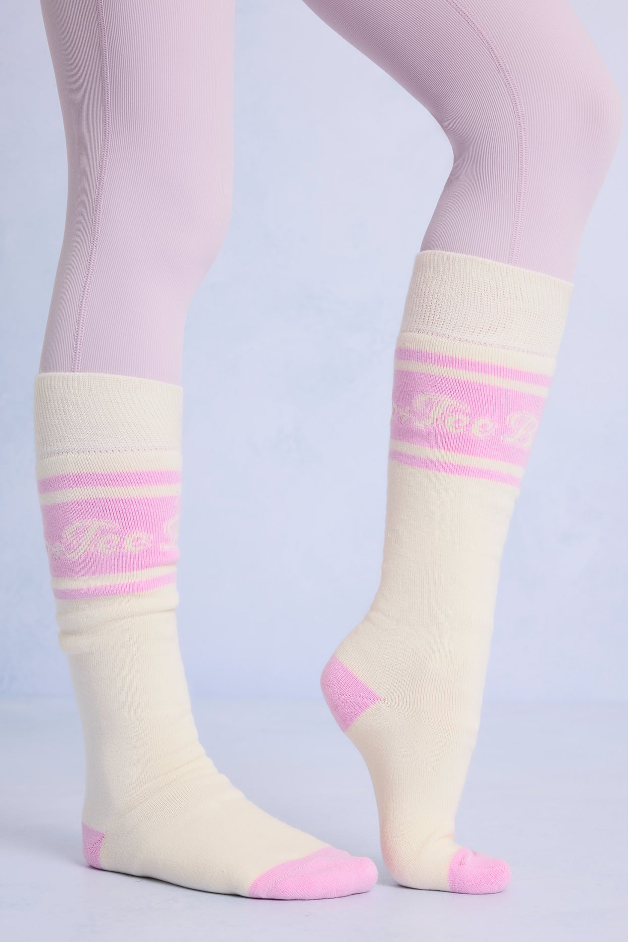 Cotton Knee-High Ski Socks in Powder Pink - 1