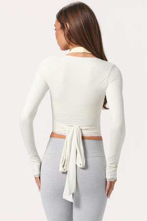 Bo+Tee model Hayley wearing the WithLovePerfectMatch Full Top in Ivory Soft Jersey fabric perfect for weekend shopping trips