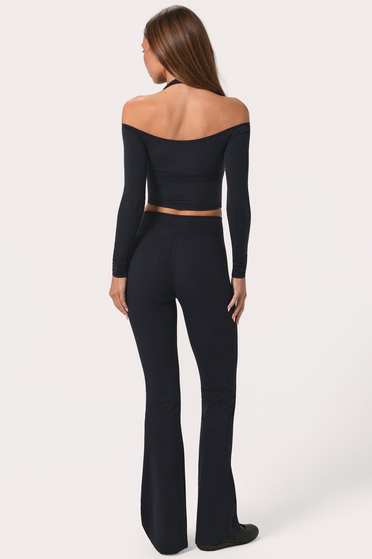 Soft Active V-Waist Flared Leggings in Black - 2