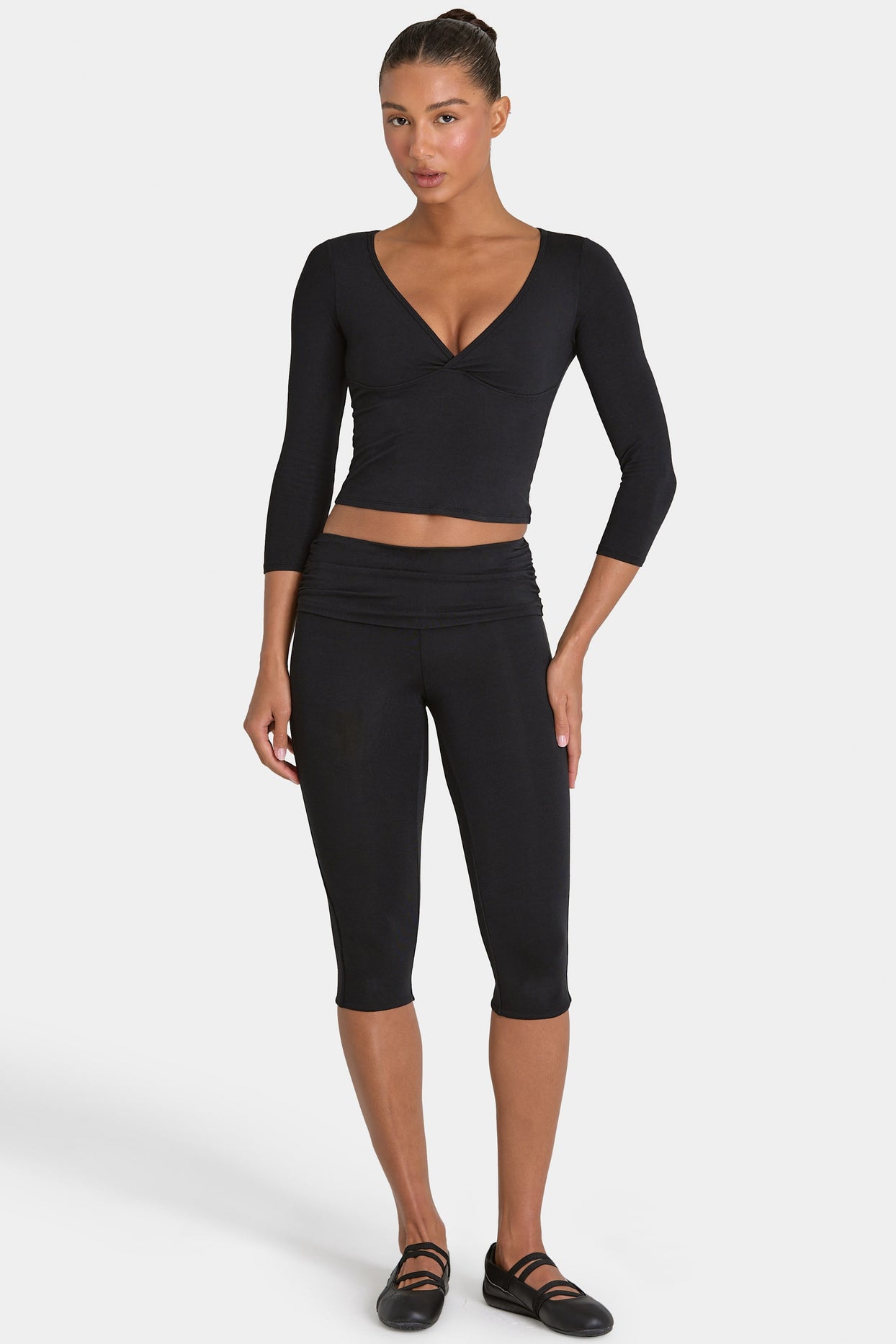 ButterCloud™ Capri Leggings in Black - 5