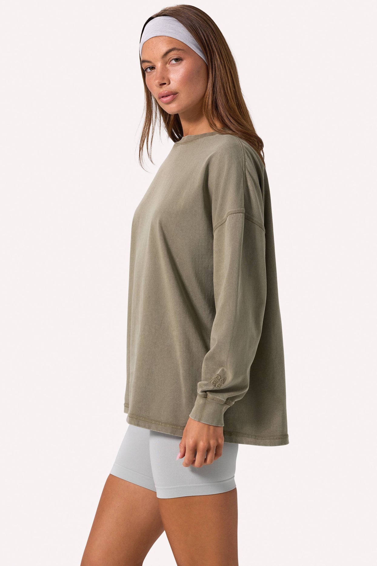 Acid Wash Long-Sleeve Oversized T-Shirt in Light Green - 3