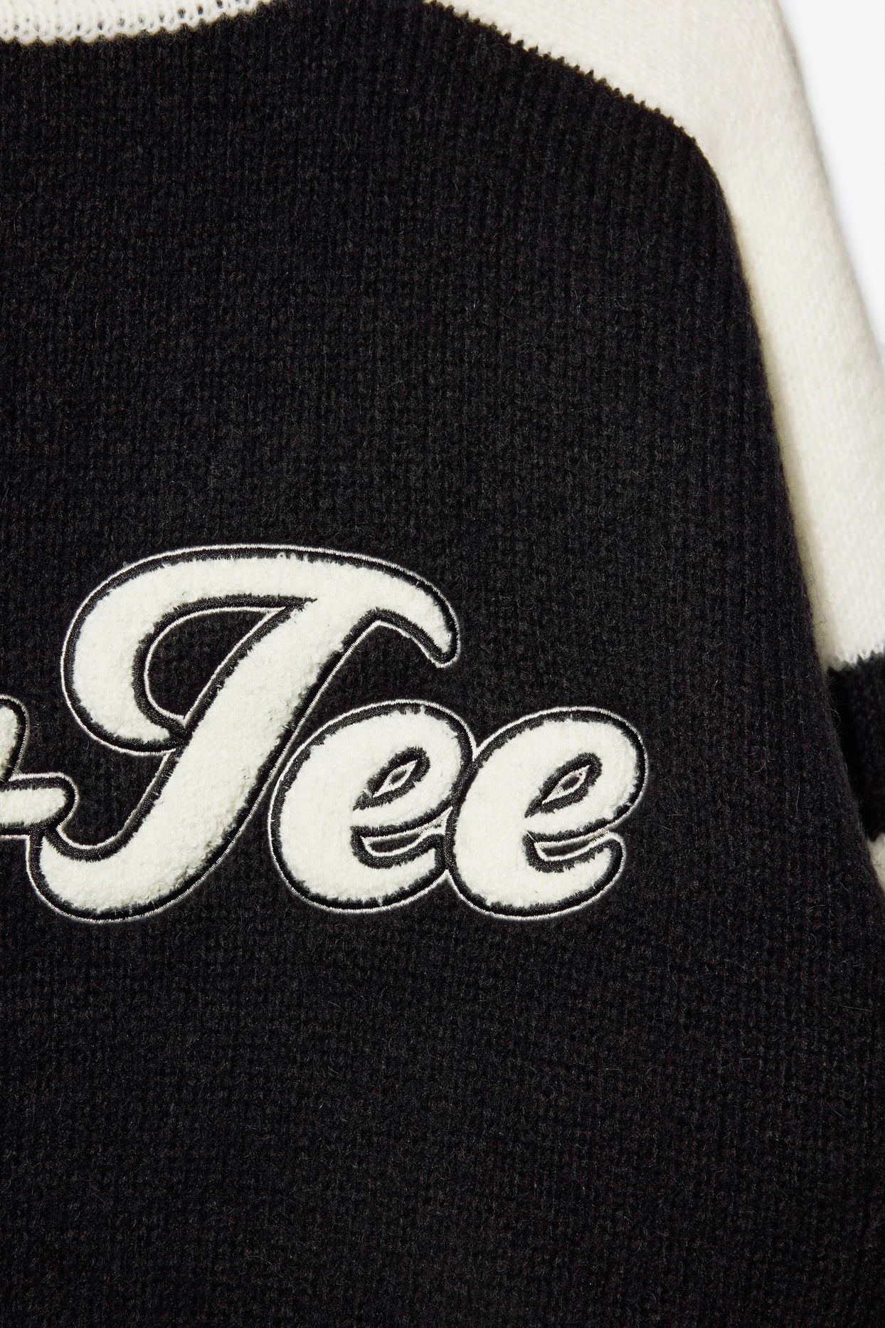 Knit Logo Cropped Jumper in Black - 5