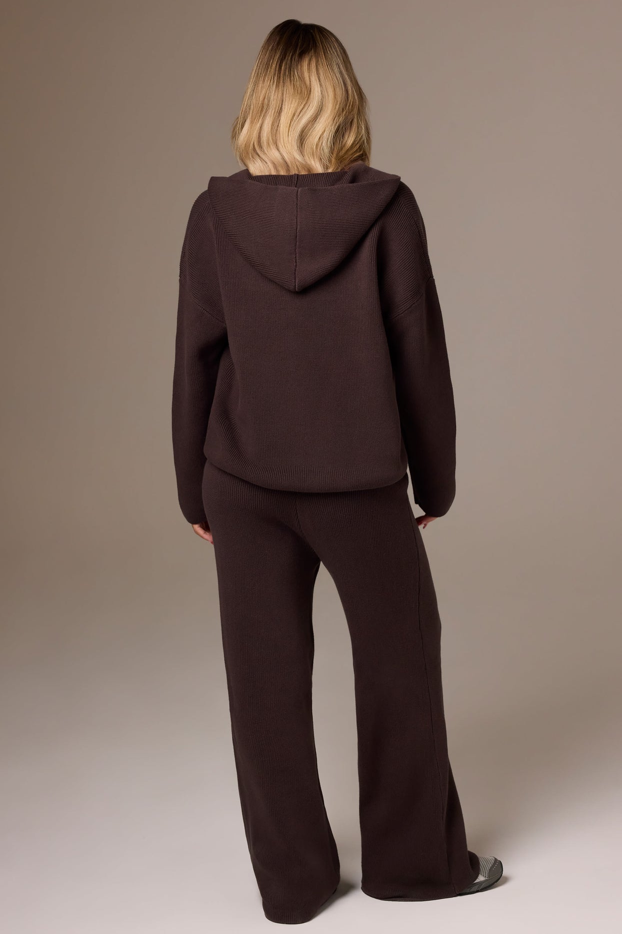 Ribbed Knit Wide-Leg Joggers in Pecan - 2