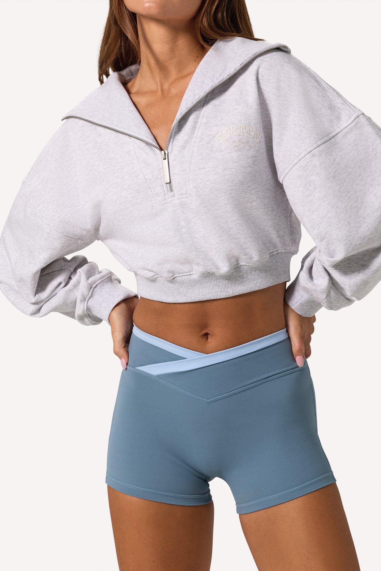 Quarter-Zip Cropped Sweatshirt in Grey Marl - 4