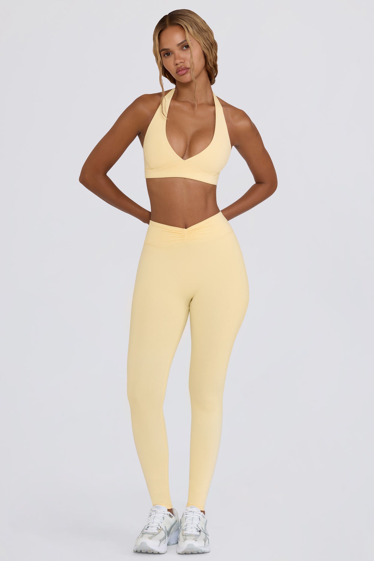 Brushed Jersey Ruched Mid-Rise Leggings in Lemon Marl - 2