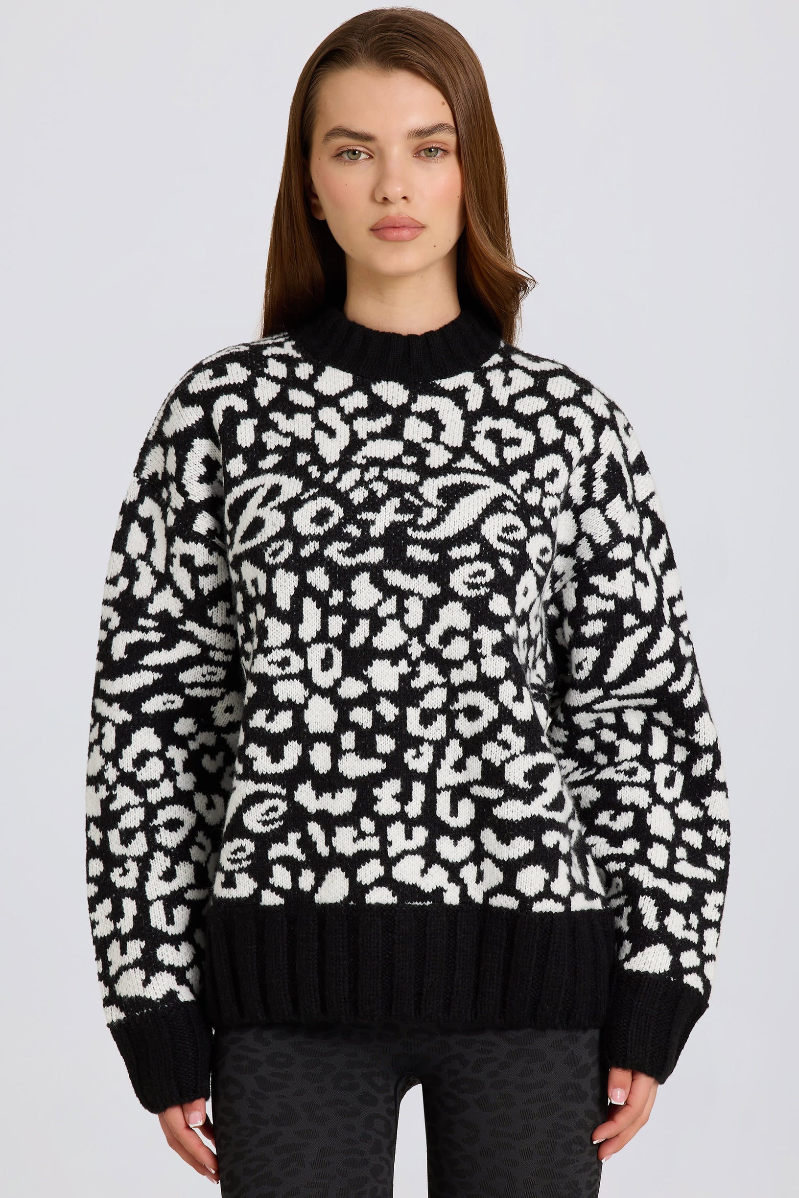 Jacquard-Knit Oversized Jumper in Black - 1